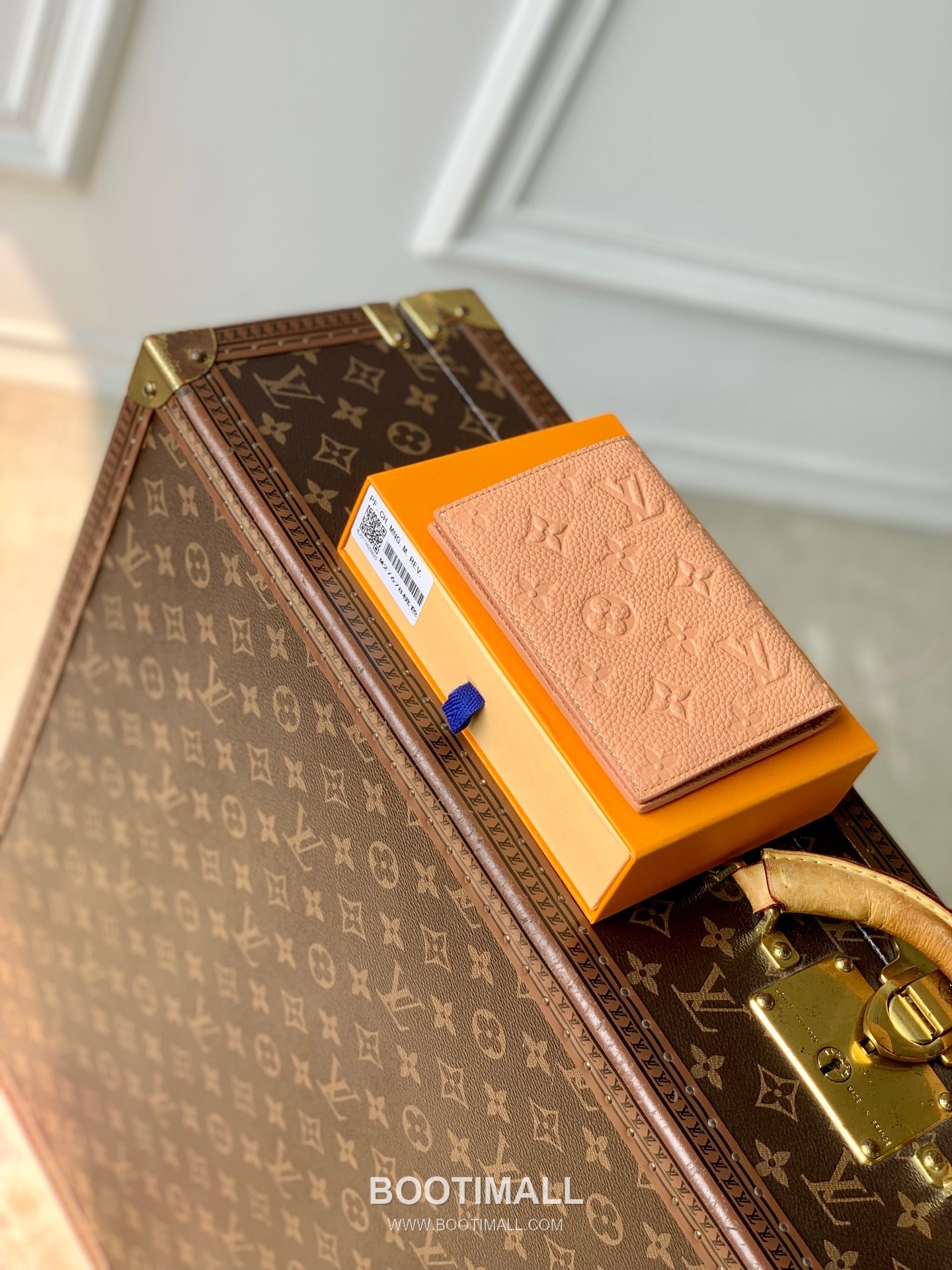 루이비통 모노그램 앙프렝뜨 레더 카드슬롯 그린 여권케이스 Louis Vuitton Monogram Empreinte Leather Card Slot Green Passport Case M27678 14cm 3