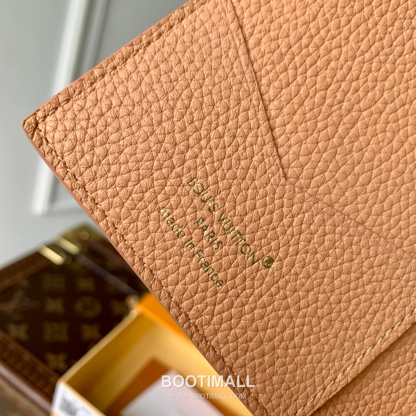 루이비통 모노그램 앙프렝뜨 레더 카드슬롯 그린 여권케이스 Louis Vuitton Monogram Empreinte Leather Card Slot Green Passport Case M27678 14cm 10