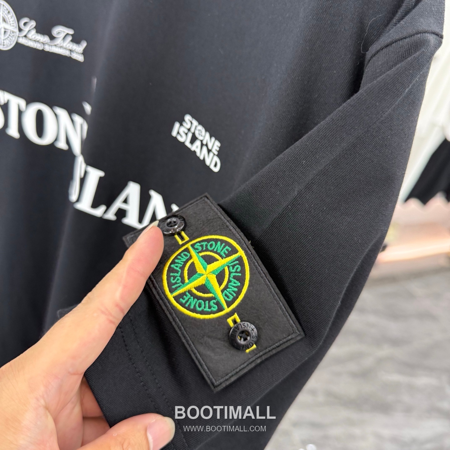 스톤아일랜드 2026SS 헤비코튼 로고패치 오버핏 반팔 블랙 티셔츠 Stone Island 2026 SS Heavy Cotton Logo Patch Oversized Short Sleeve Black T-Shirt 13