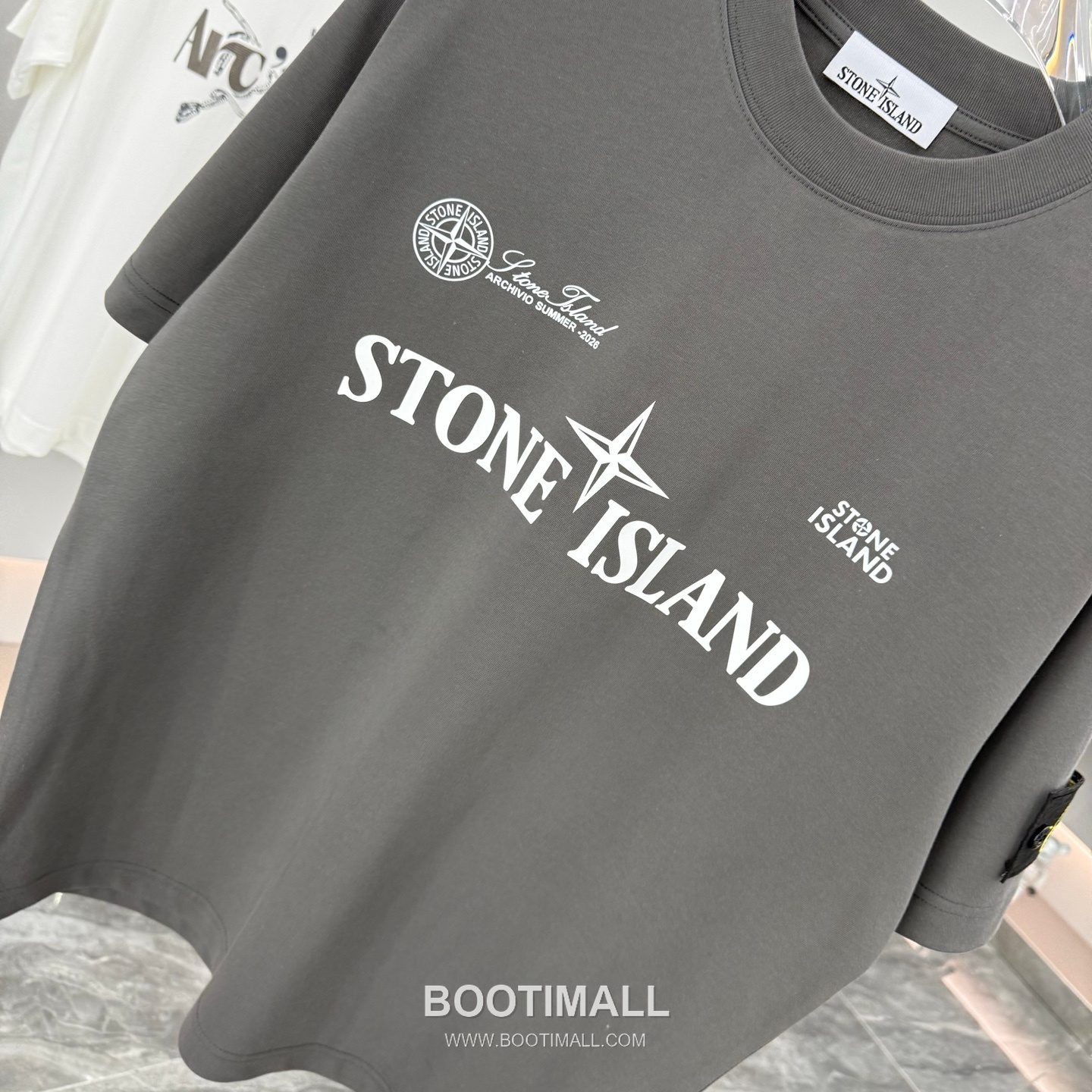 스톤아일랜드 2026SS 헤비코튼 로고패치 오버핏 반팔 카키 티셔츠 Stone Island 2026 SS Heavy Cotton Logo Patch Oversized Short Sleeve Black T-Shirt 11