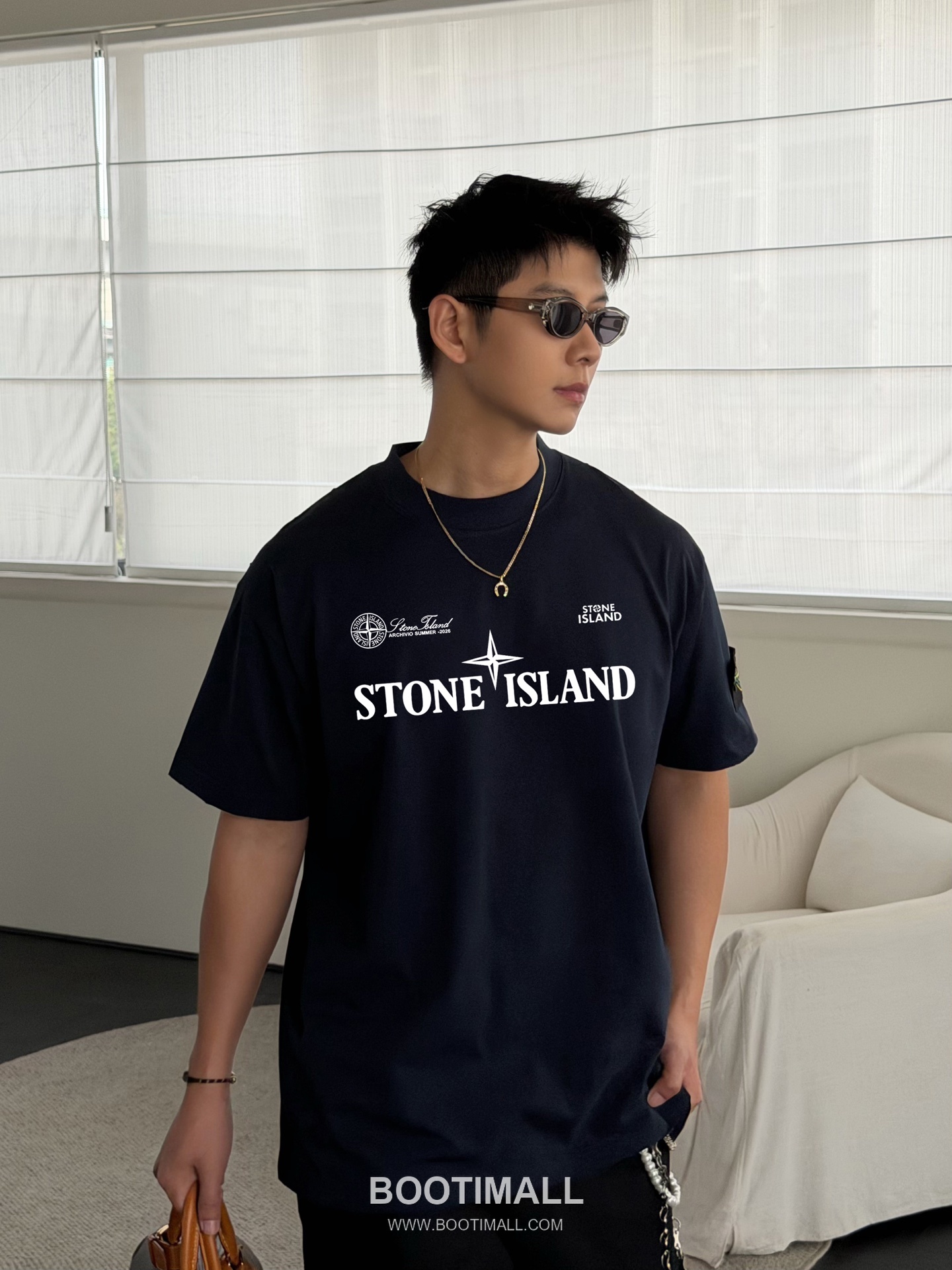 스톤아일랜드 2026SS 헤비코튼 로고패치 오버핏 반팔 블랙 티셔츠 Stone Island 2026 SS Heavy Cotton Logo Patch Oversized Short Sleeve Black T-Shirt 5
