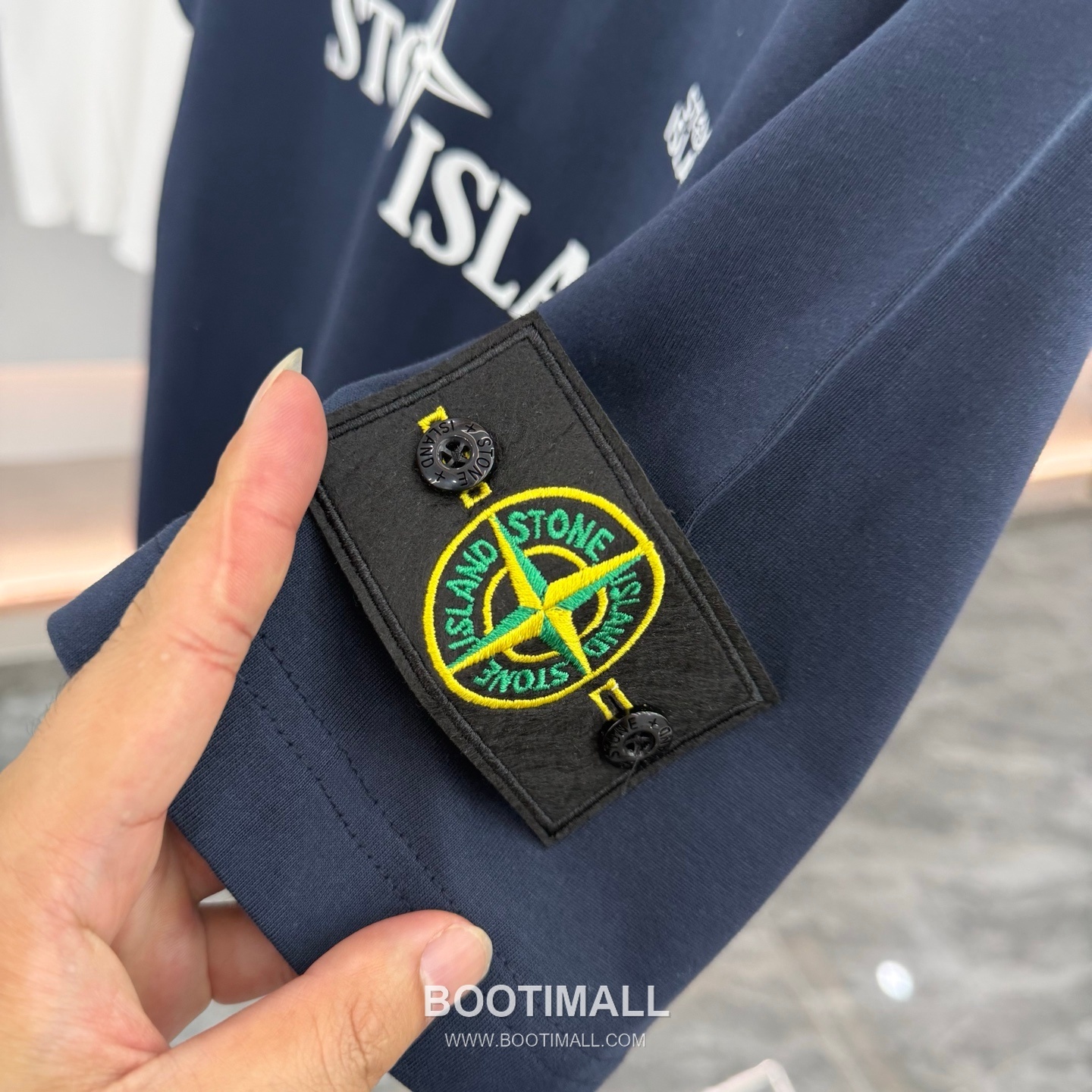 스톤아일랜드 2026SS 헤비코튼 로고패치 오버핏 반팔 블랙 티셔츠 Stone Island 2026 SS Heavy Cotton Logo Patch Oversized Short Sleeve Black T-Shirt 13