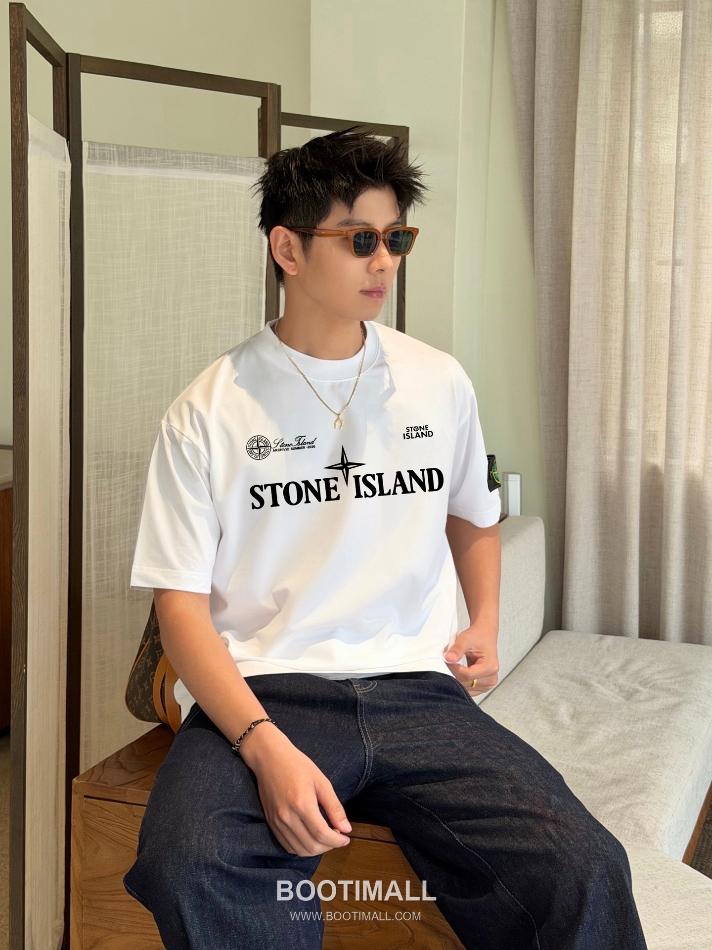 스톤아일랜드 2026SS 헤비코튼 로고패치 오버핏 반팔 화이트 티셔츠 Stone Island 2026 SS Heavy Cotton Logo Patch Oversized Short Sleeve Black T-Shirt 6