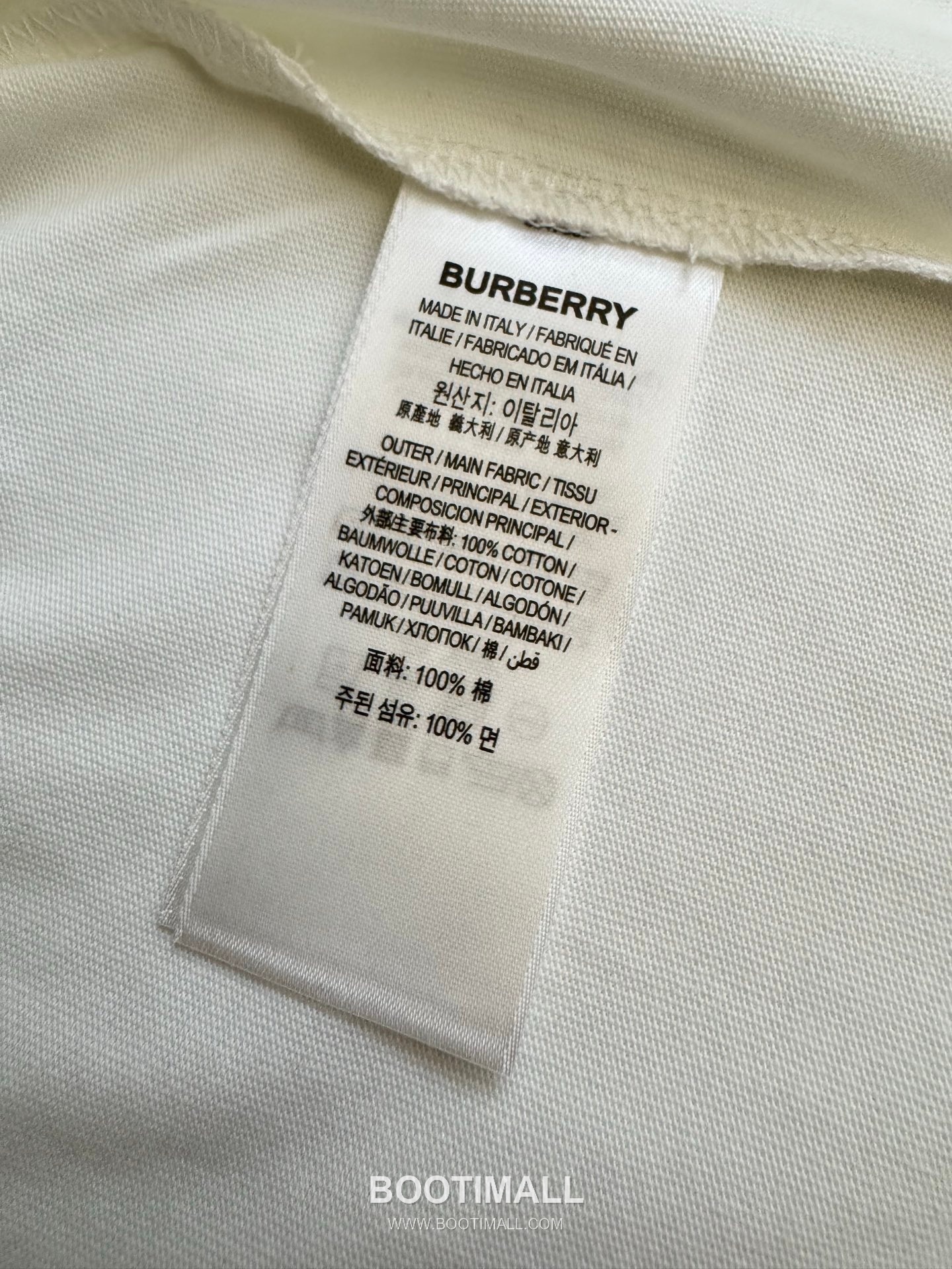 버버리 2026SS 발포프린트 오버핏 반팔 화이트 티셔츠 Burberry 2026 SS Foam Print Oversized Short Sleeve White T-Shirt 9