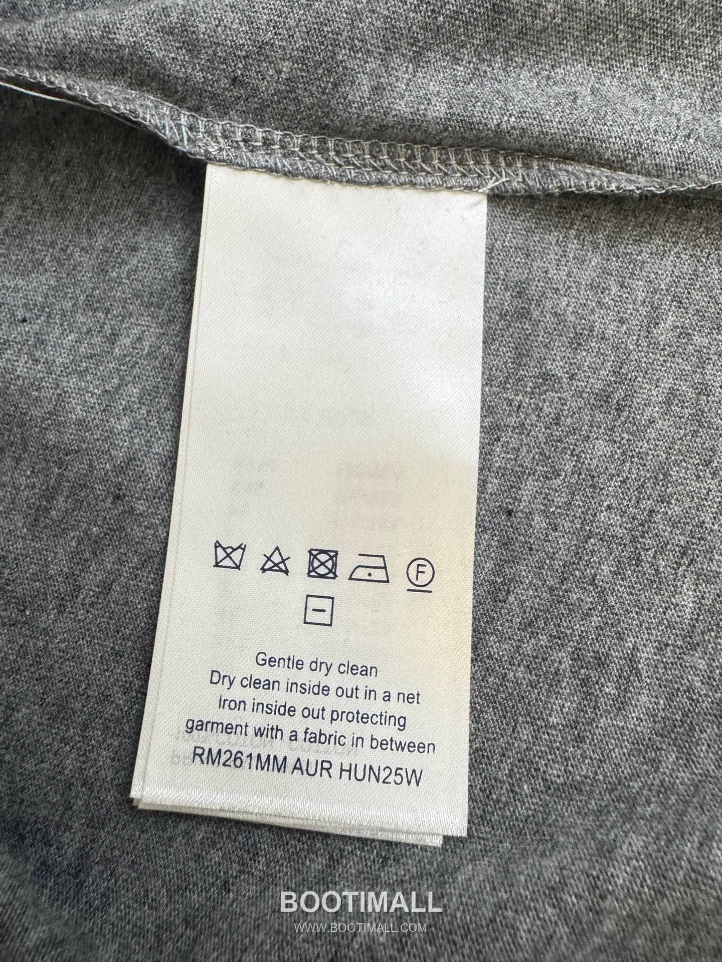 루이비통 2026SS 아이리스 플라워 프린트 오버핏 반팔 그레이 티셔츠 Louis Vuitton 2026 SS Iris Flower Print Oversized Short Sleeve White T-Shirt 9