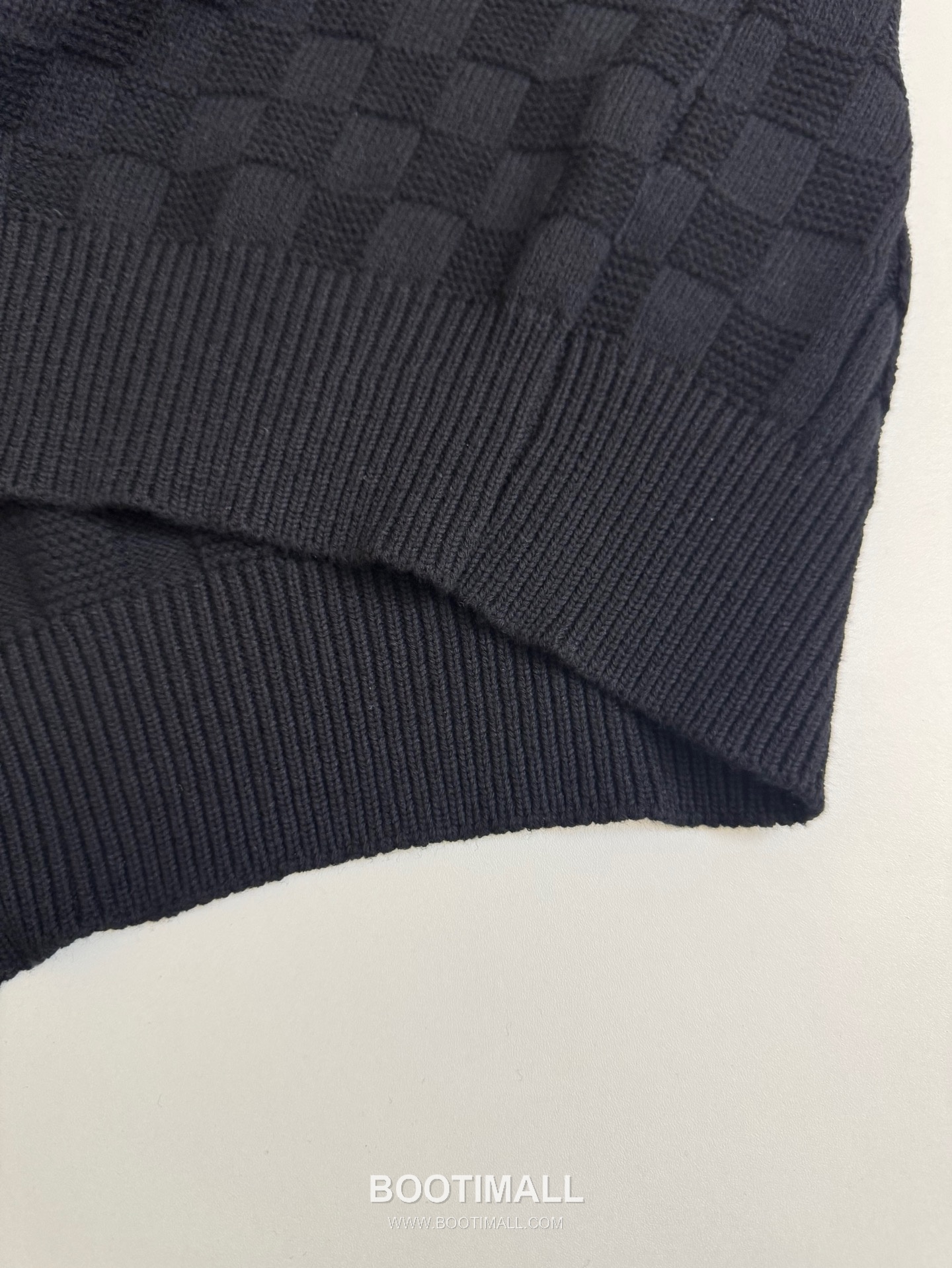 루이비통 2026SS 다미에 케이블 니트 반집업 레귤러핏 롱슬리브 네이비 가디건 Louis Vuitton 2026 SS Damier Cable Knit Half Zip Regular Fit Long Sleeve Navy Cardigan 8