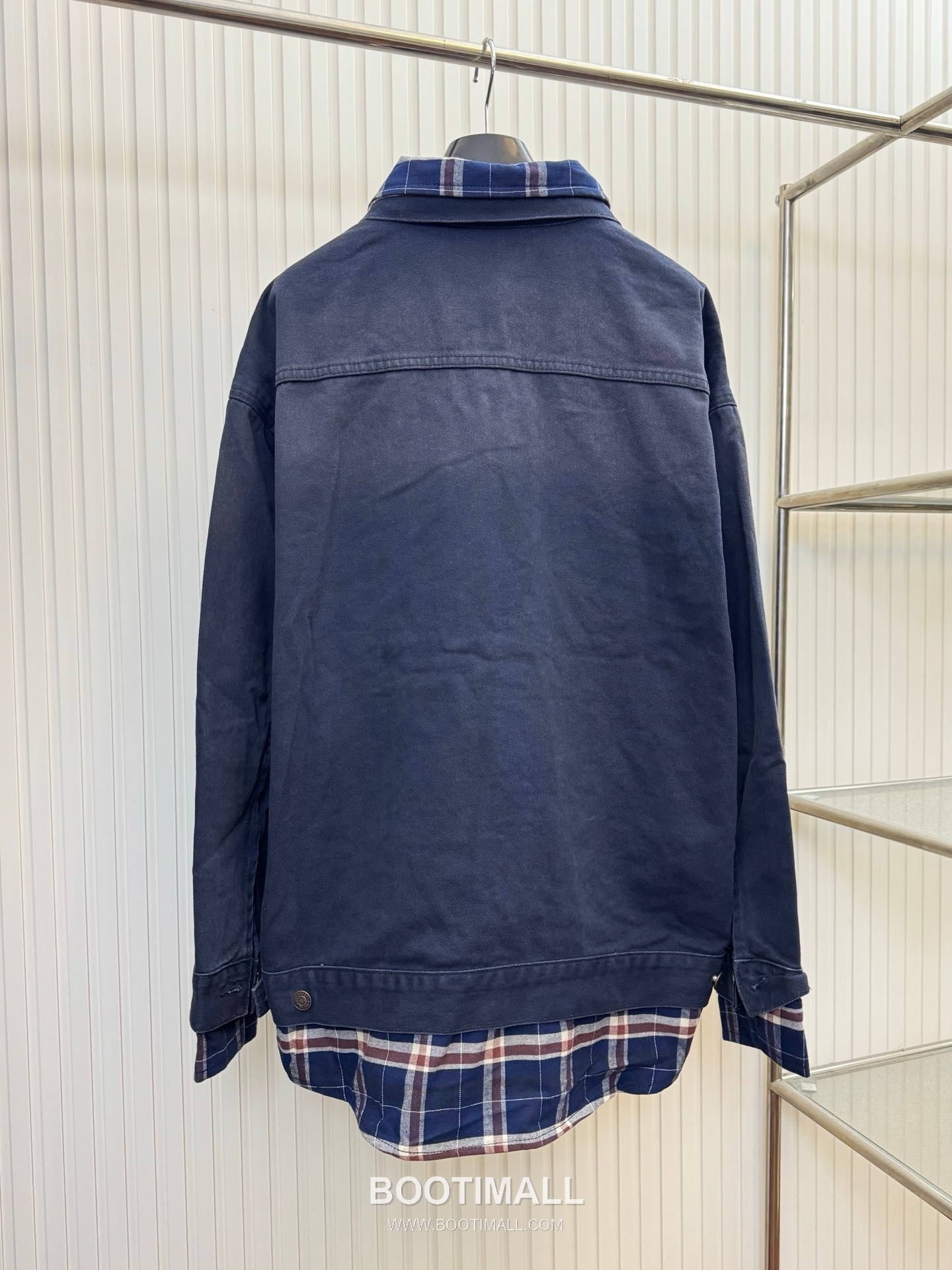 발렌시아가 2026SS 체크 셔츠 레이어드 데님 루즈핏 롱슬리브 블루 재킷 Balenciaga 2026 SS Check Shirt Layered Denim Loose Fit Long Sleeve Blue Jacket 2