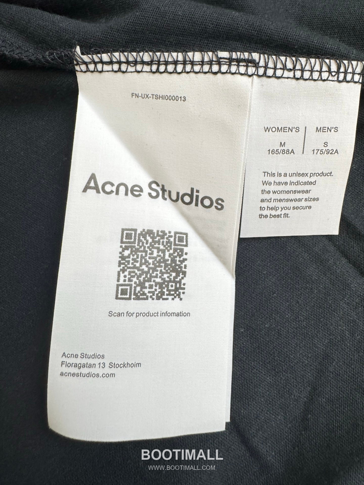 아크네스튜디오 2026SS 1996 미러 핫픽스 로고 오버핏 롱슬리브 블랙 티셔츠 Acne Studios 2026 SS 1996 Mirror Hotfix Logo Oversized Long Sleeve Black T-Shirt 9