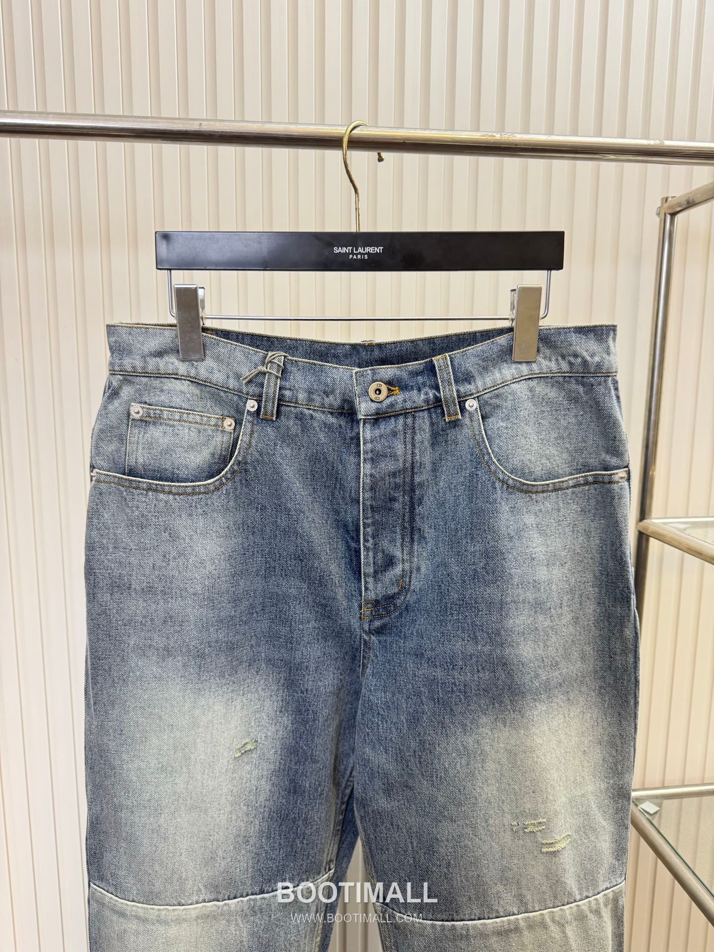디올 2026SS 자수 컬러블록 워싱 레귤러핏 롱 데님 팬츠 블루 Dior 2026 SS Embroidered Colorblock Washed Regular Fit Long Denim Pants Blue 3