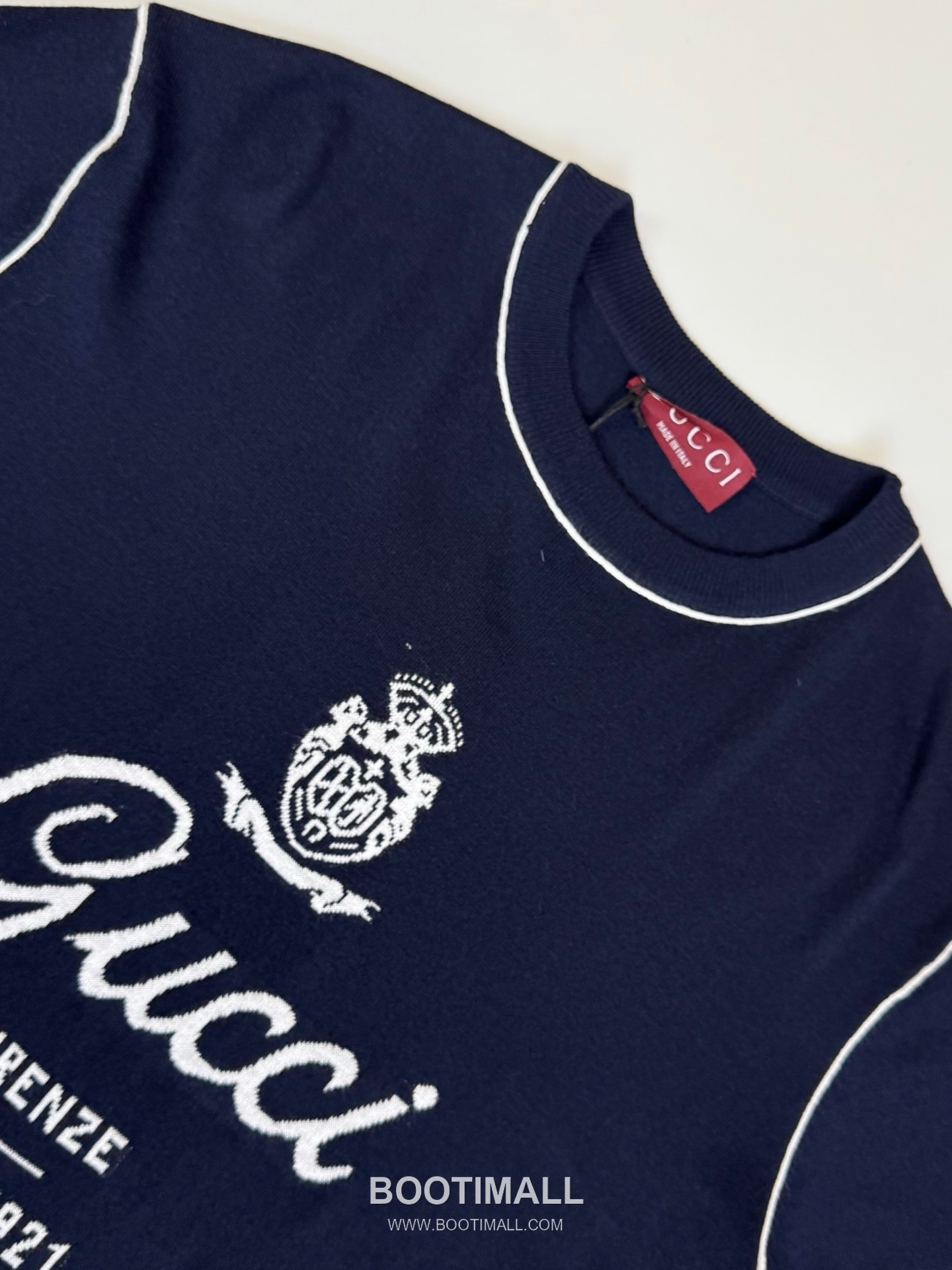 구찌 2026SS 레터 스트라이프 인타르시아 니트 레귤러핏 반팔 네이비 티셔츠 Gucci 2026 SS Letter Stripe Intarsia Knit Regular Fit Short Sleeve Blue T-Shirt 4