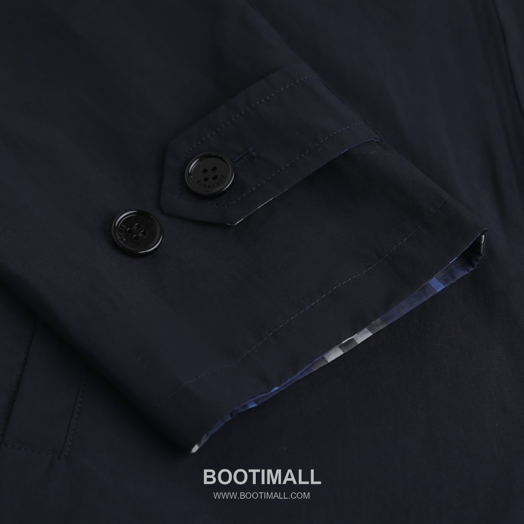 버버리 2026SS 리버서블 코튼캔버스 체크 루즈핏 후드 블랙 재킷 Burberry 2026 SS Reversible Cotton Canvas Check Loose Fit Hooded Black Jacket D278-C70 8