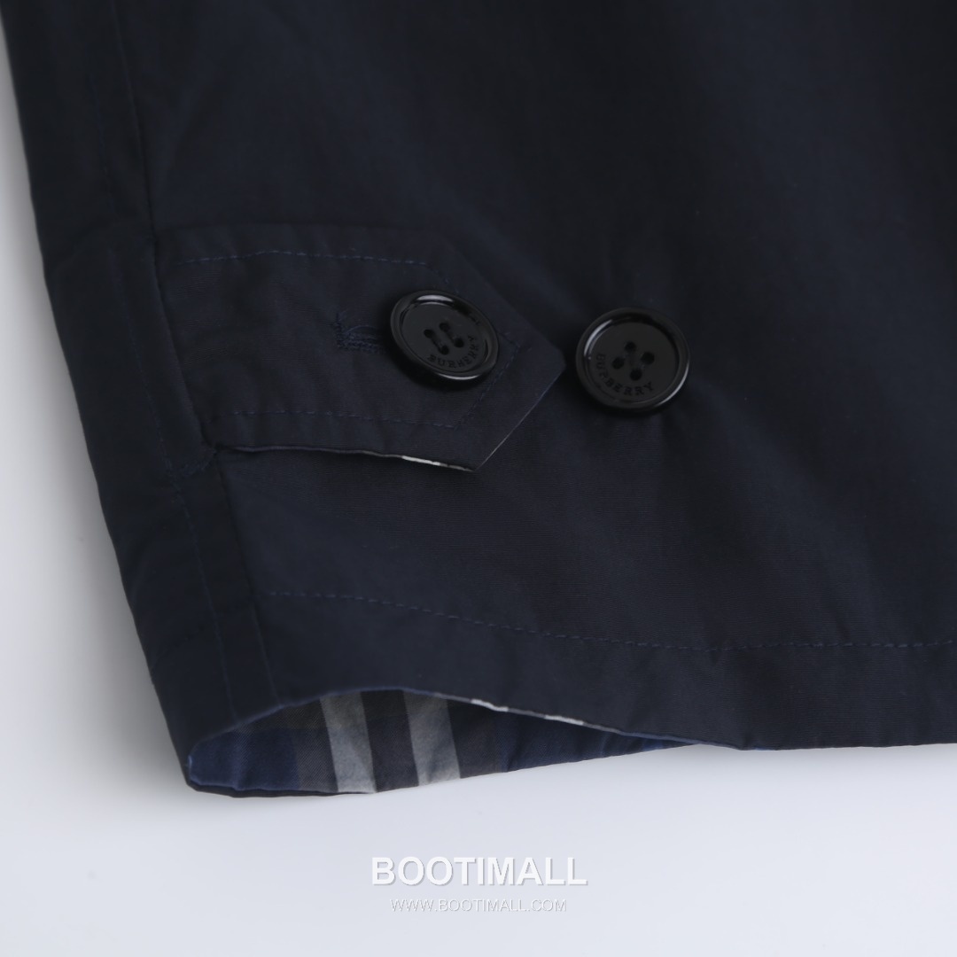 버버리 2026SS 리버서블 코튼캔버스 체크 루즈핏 후드 블랙 재킷 Burberry 2026 SS Reversible Cotton Canvas Check Loose Fit Hooded Black Jacket D278-C70 9