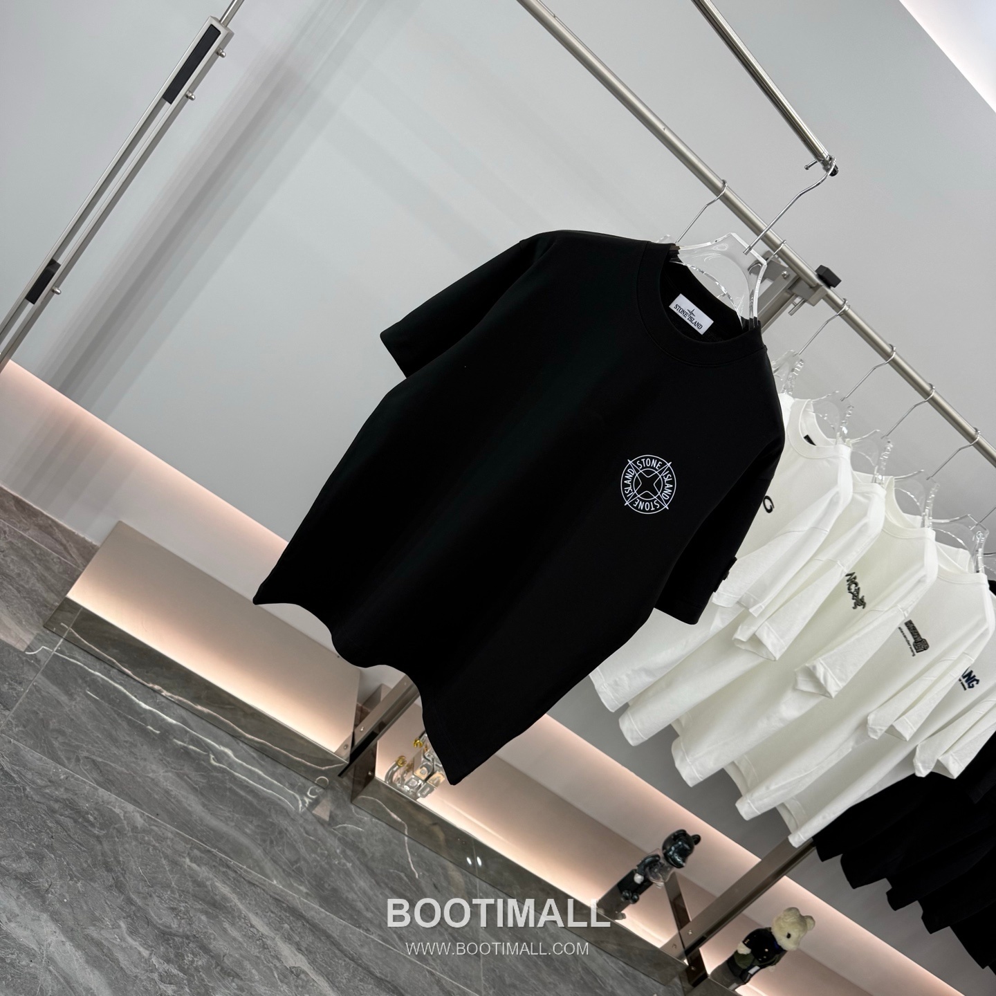 스톤아일랜드 2026SS 헤비코튼 로고패치 오버핏 반팔 블랙 티셔츠 Stone Island 2026 SS Heavy Cotton Logo Patch Oversized Short Sleeve Black T-Shirt 8