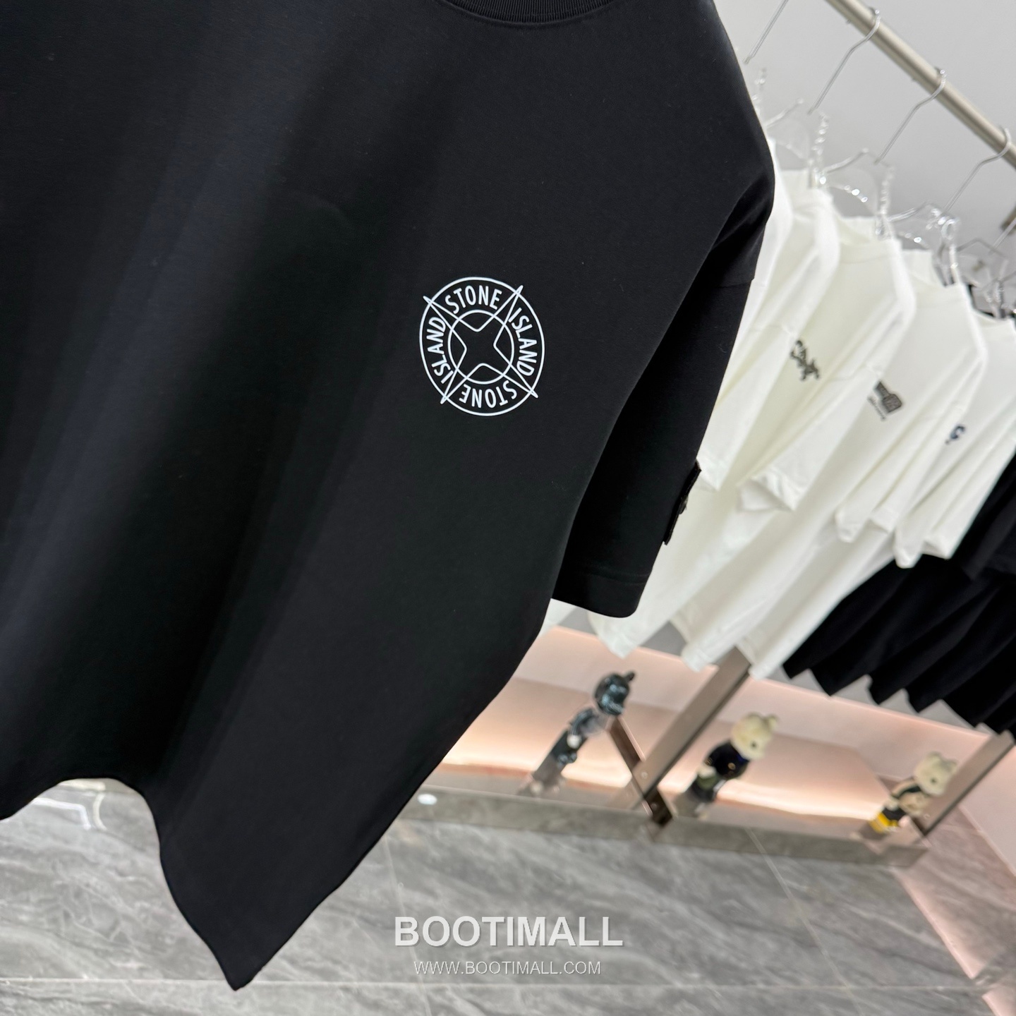 스톤아일랜드 2026SS 헤비코튼 로고패치 오버핏 반팔 블랙 티셔츠 Stone Island 2026 SS Heavy Cotton Logo Patch Oversized Short Sleeve Black T-Shirt 11