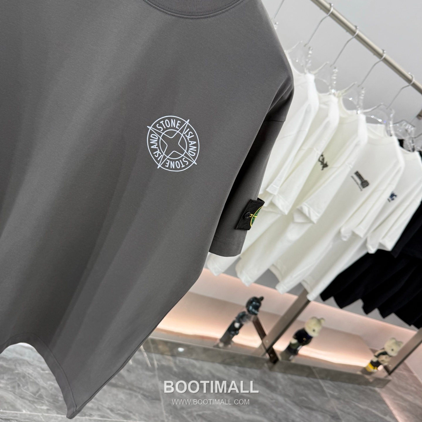 스톤아일랜드 2026SS 헤비코튼 로고패치 오버핏 반팔 카키 티셔츠 Stone Island 2026 SS Heavy Cotton Logo Patch Oversized Short Sleeve Black T-Shirt 11