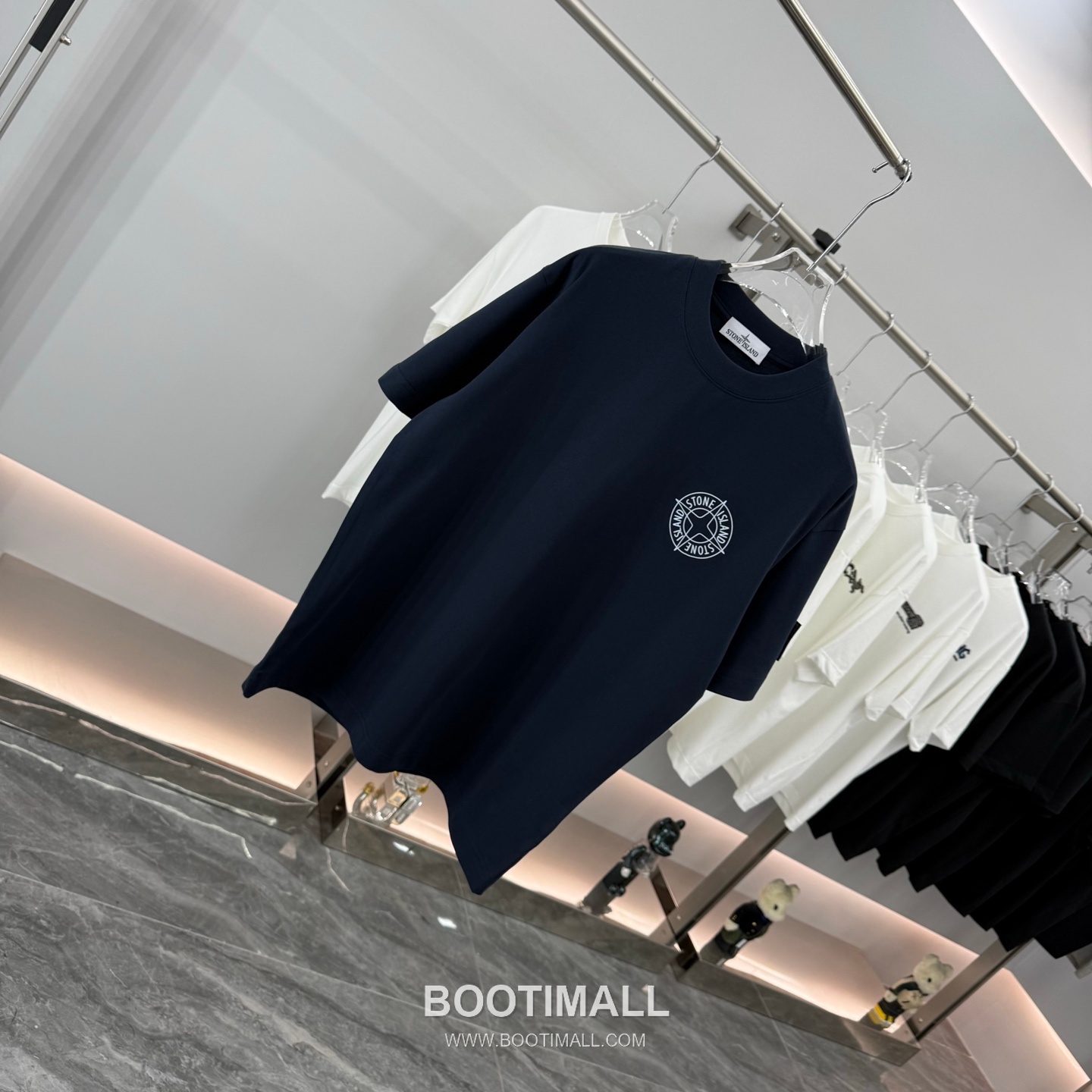 스톤아일랜드 2026SS 헤비코튼 로고패치 오버핏 반팔 블랙 티셔츠 Stone Island 2026 SS Heavy Cotton Logo Patch Oversized Short Sleeve Black T-Shirt 8