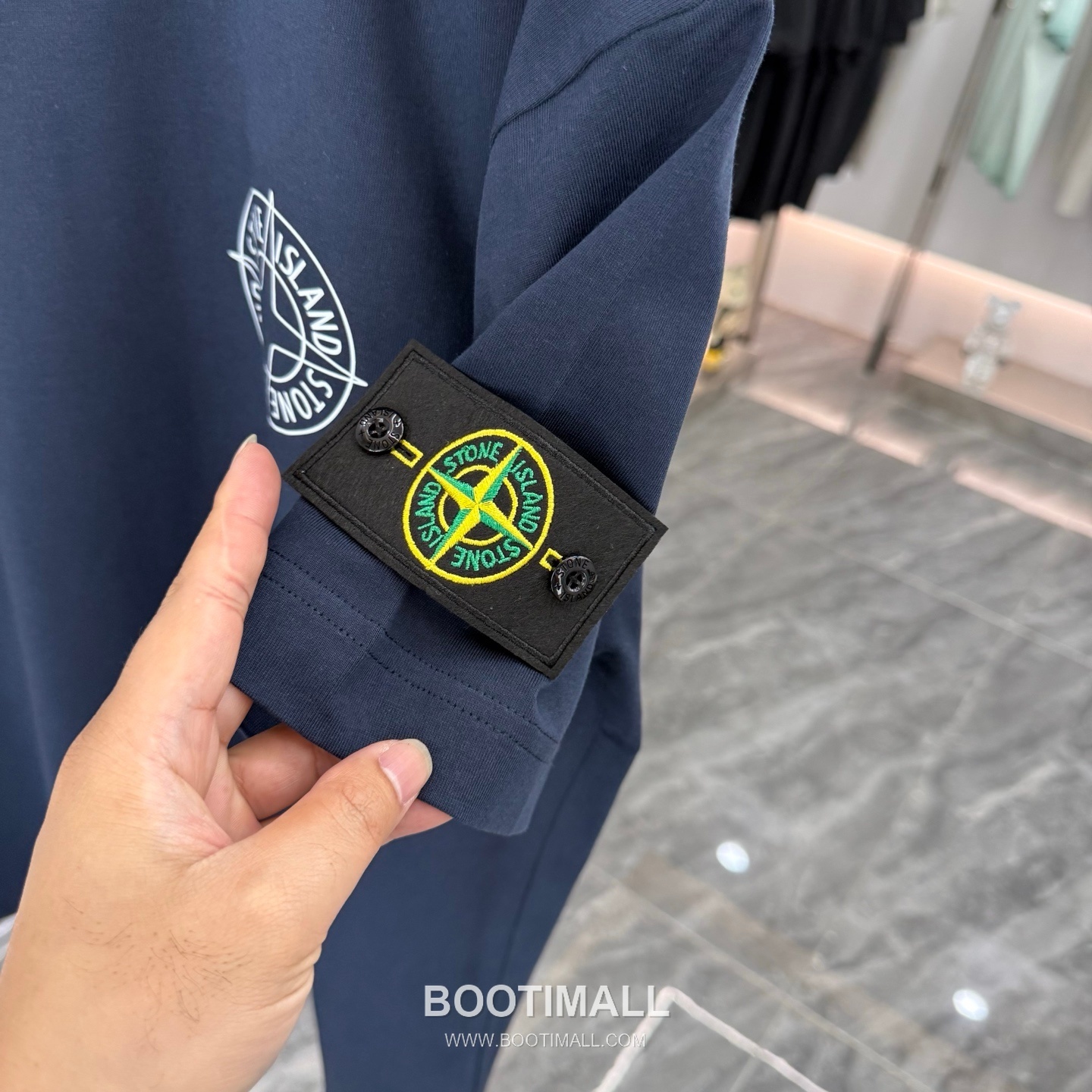 스톤아일랜드 2026SS 헤비코튼 로고패치 오버핏 반팔 블랙 티셔츠 Stone Island 2026 SS Heavy Cotton Logo Patch Oversized Short Sleeve Black T-Shirt 13