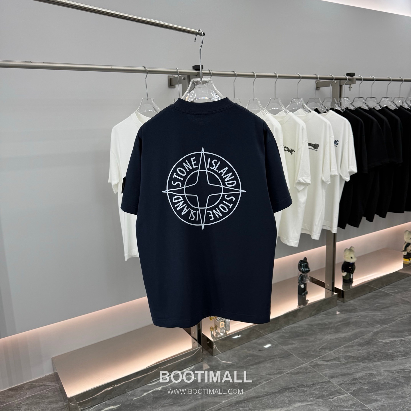 스톤아일랜드 2026SS 헤비코튼 로고패치 오버핏 반팔 블랙 티셔츠 Stone Island 2026 SS Heavy Cotton Logo Patch Oversized Short Sleeve Black T-Shirt 14