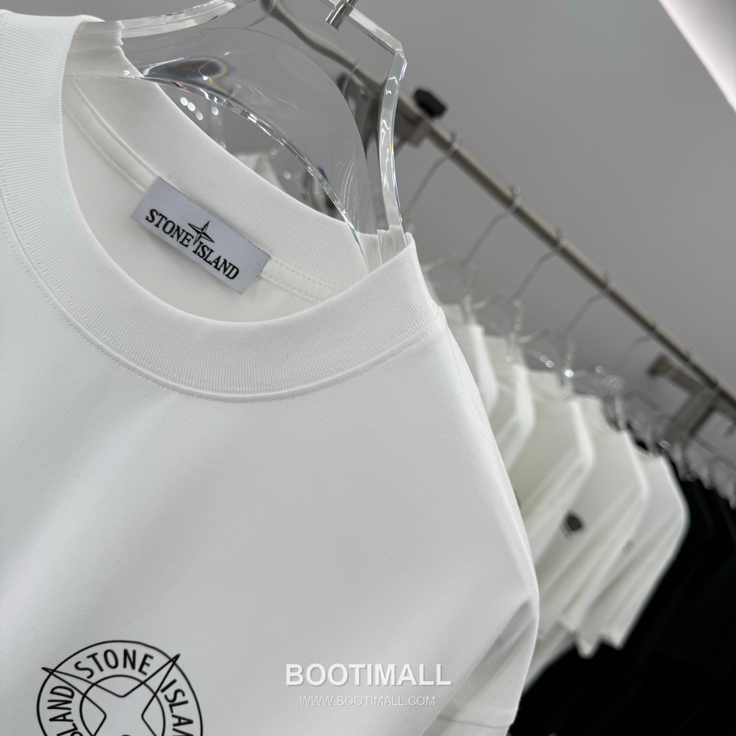 스톤아일랜드 2026SS 헤비코튼 로고패치 오버핏 반팔 화이트 티셔츠 Stone Island 2026 SS Heavy Cotton Logo Patch Oversized Short Sleeve Black T-Shirt 10