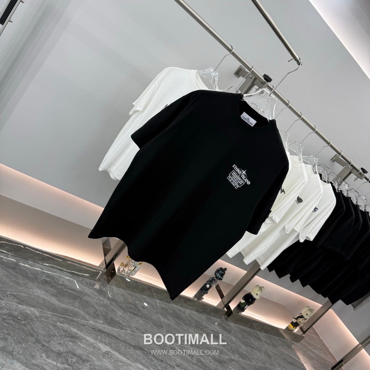 스톤아일랜드 2026SS 헤비코튼 로고패치 오버핏 반팔 블랙 티셔츠 Stone Island 2026 SS Heavy Cotton Logo Patch Oversized Short Sleeve Black T-Shirt 8