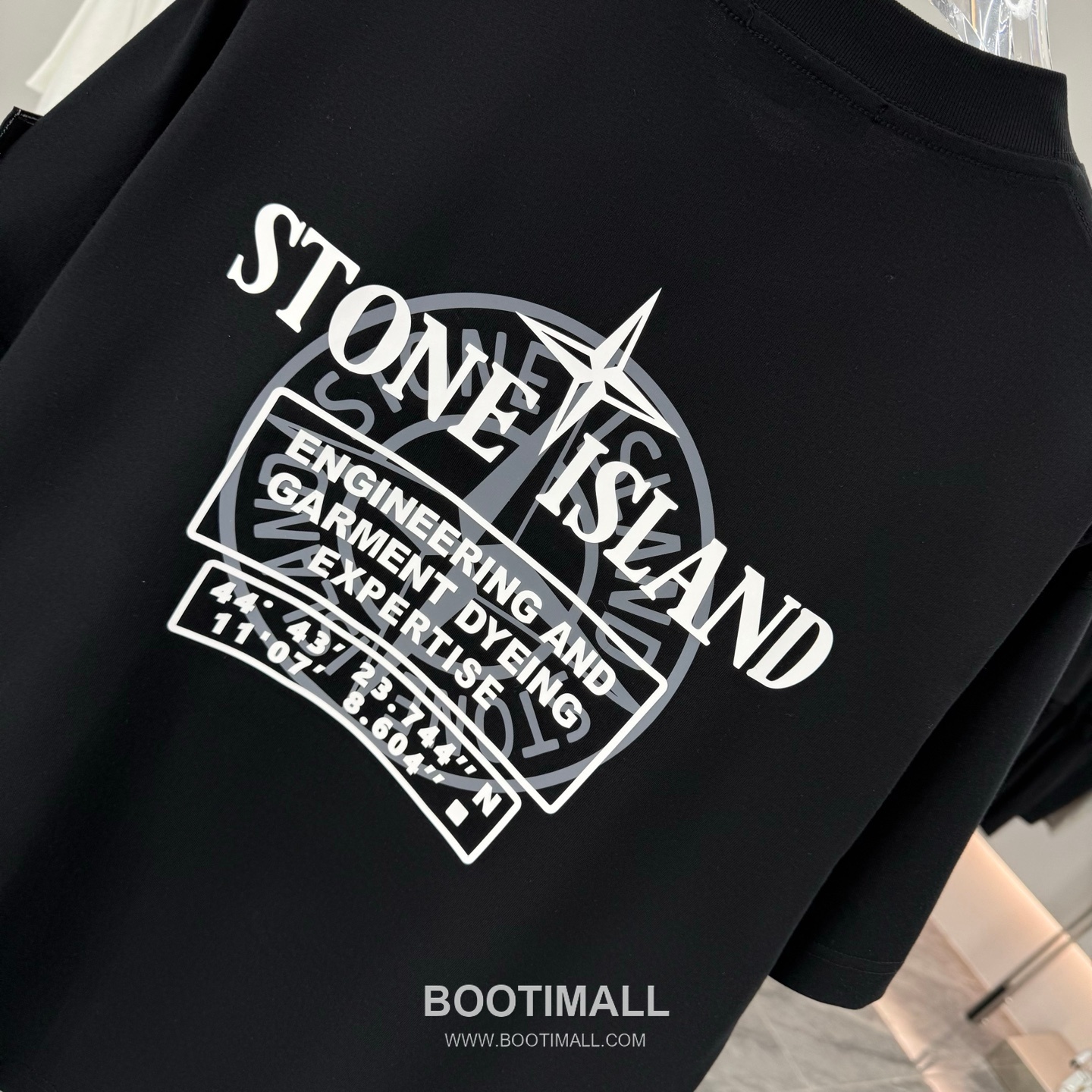 스톤아일랜드 2026SS 헤비코튼 로고패치 오버핏 반팔 블랙 티셔츠 Stone Island 2026 SS Heavy Cotton Logo Patch Oversized Short Sleeve Black T-Shirt 15