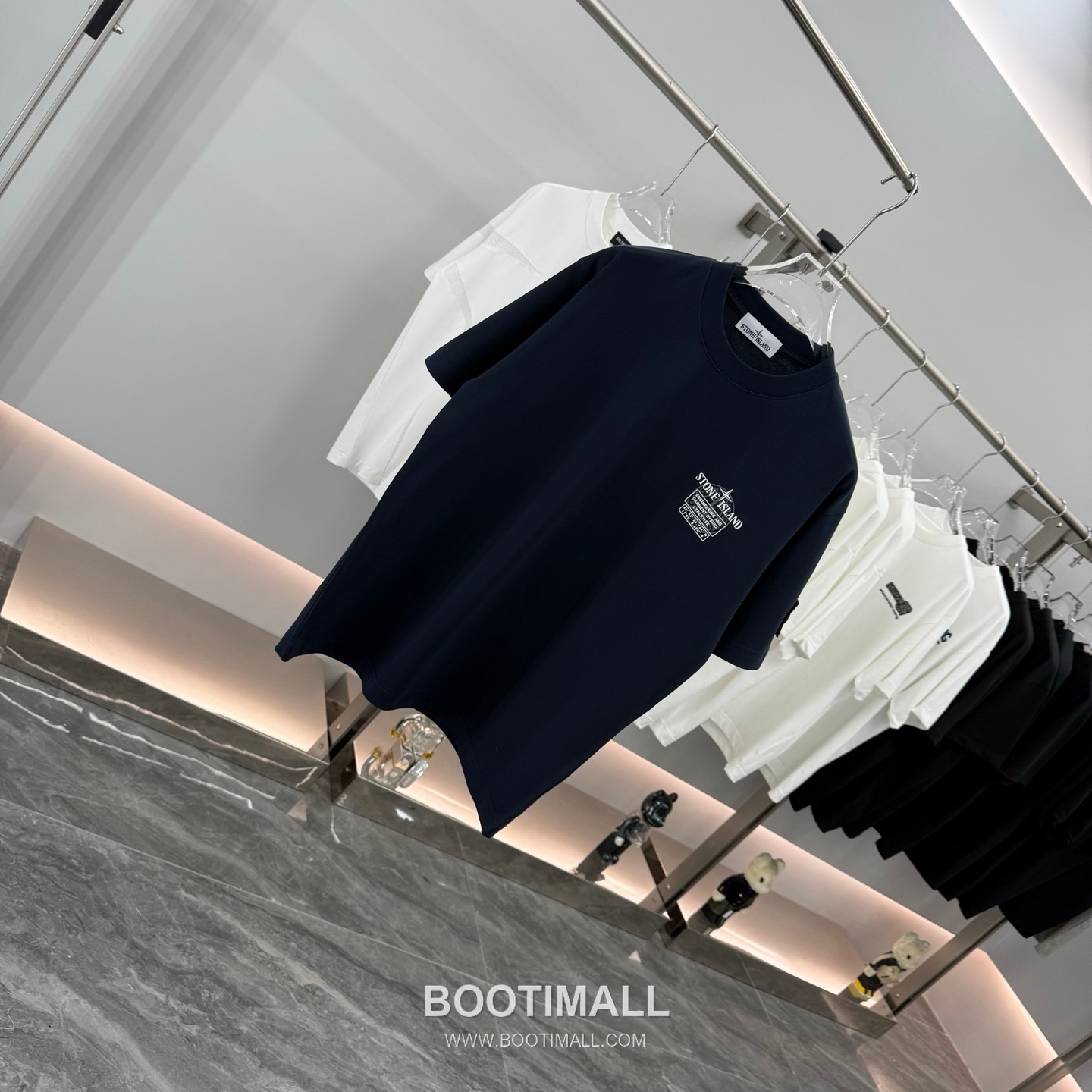 스톤아일랜드 2026SS 헤비코튼 로고패치 오버핏 반팔 블랙 티셔츠 Stone Island 2026 SS Heavy Cotton Logo Patch Oversized Short Sleeve Black T-Shirt 8