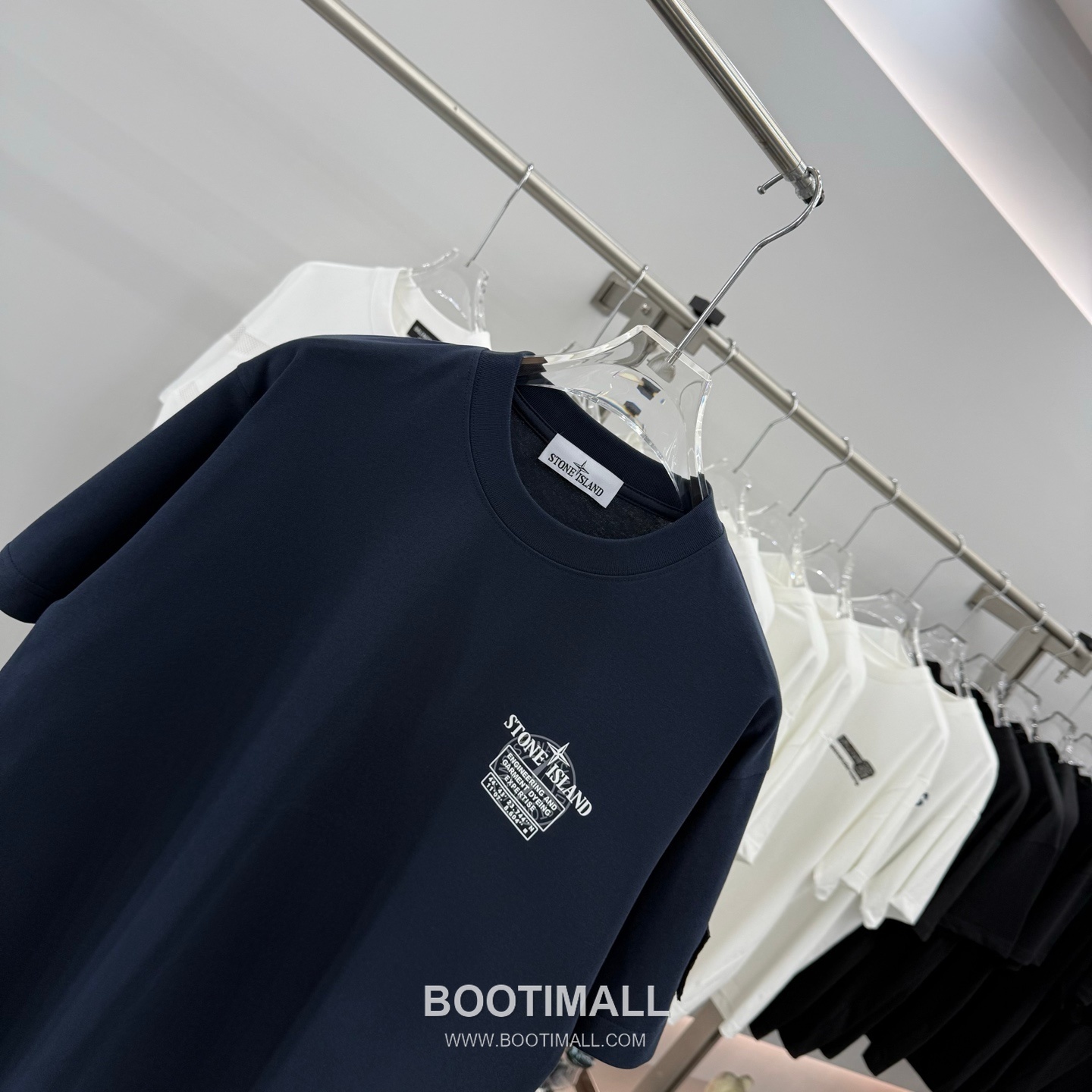 스톤아일랜드 2026SS 헤비코튼 로고패치 오버핏 반팔 블랙 티셔츠 Stone Island 2026 SS Heavy Cotton Logo Patch Oversized Short Sleeve Black T-Shirt 9