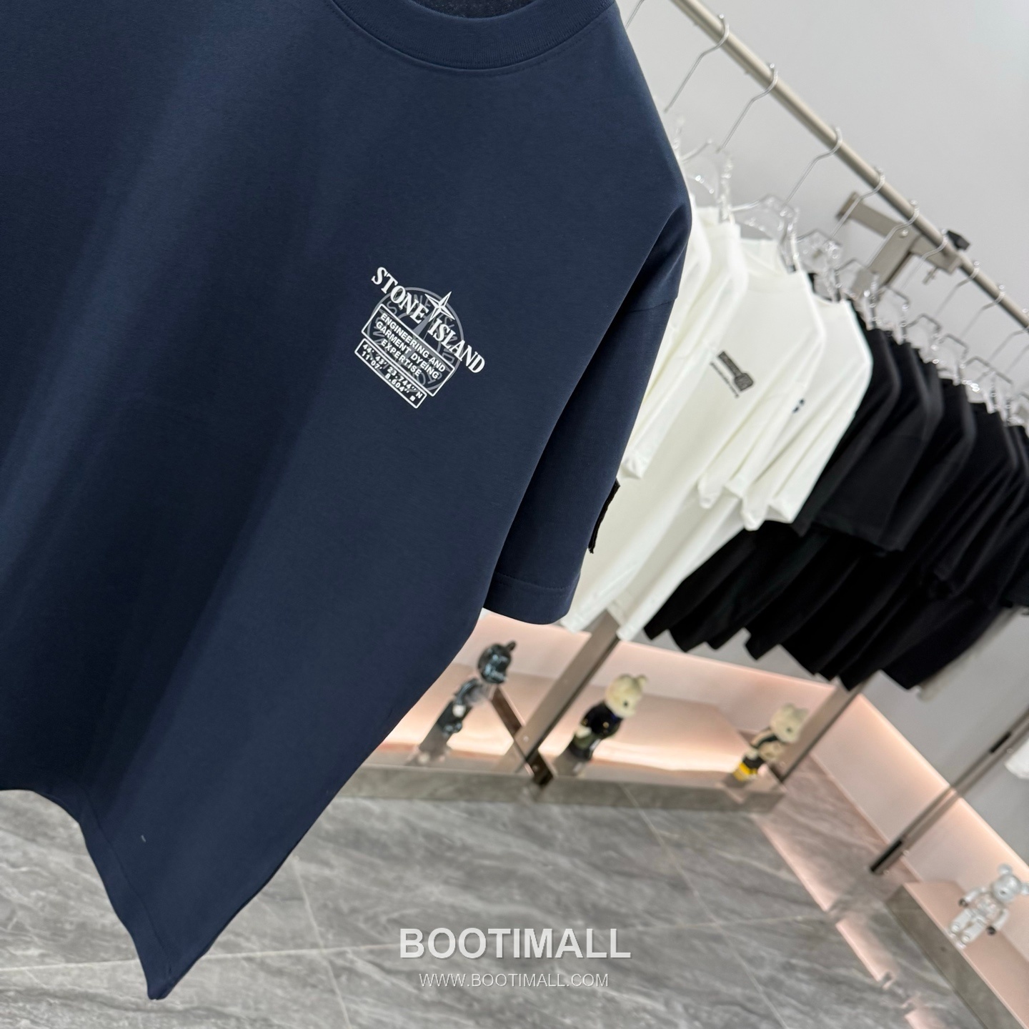 스톤아일랜드 2026SS 헤비코튼 로고패치 오버핏 반팔 블랙 티셔츠 Stone Island 2026 SS Heavy Cotton Logo Patch Oversized Short Sleeve Black T-Shirt 11