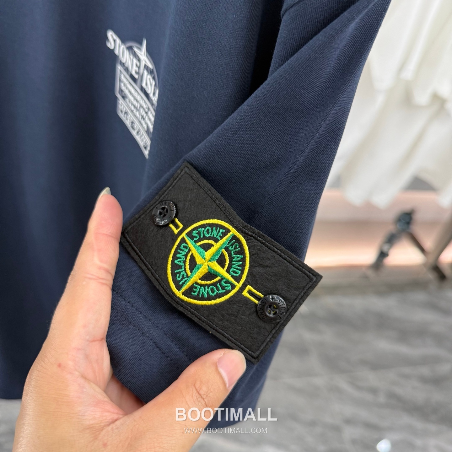 스톤아일랜드 2026SS 헤비코튼 로고패치 오버핏 반팔 블랙 티셔츠 Stone Island 2026 SS Heavy Cotton Logo Patch Oversized Short Sleeve Black T-Shirt 13