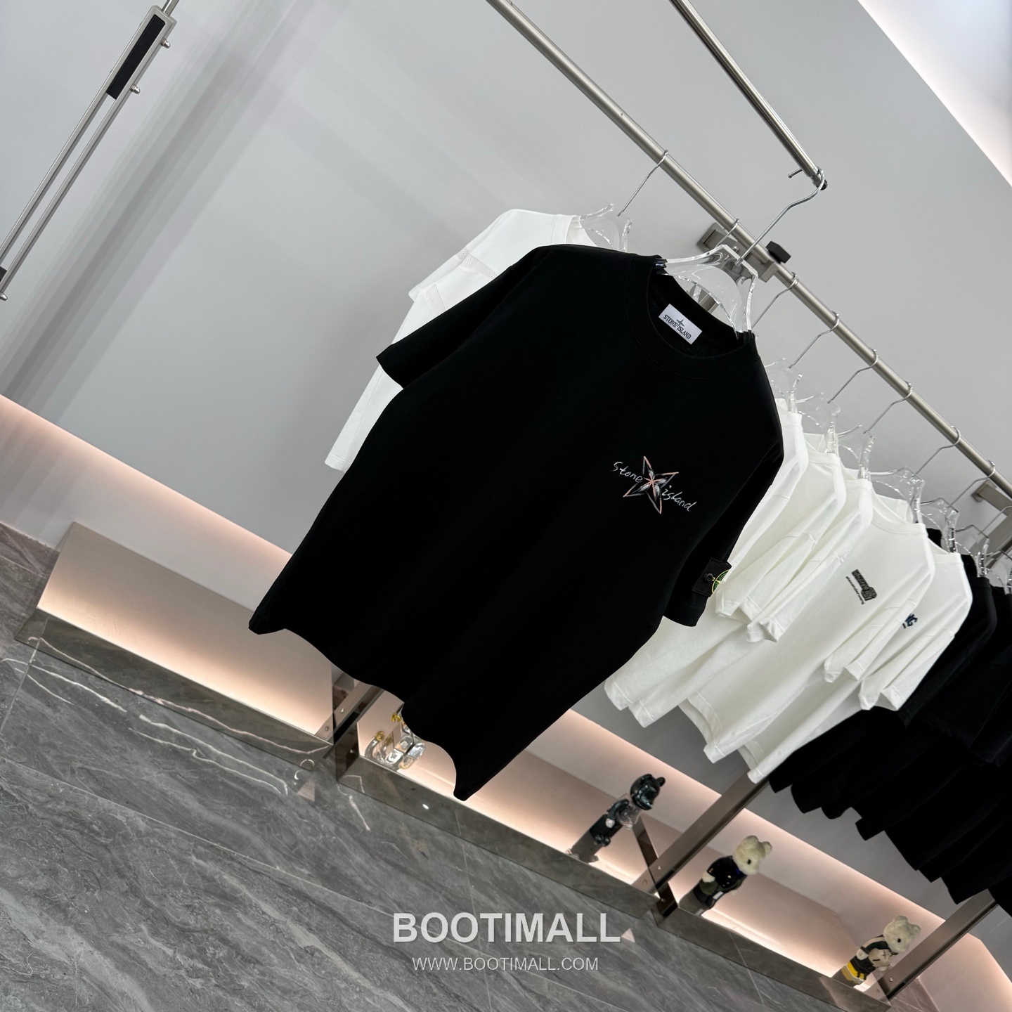 스톤아일랜드 2026SS 핸드드로잉 프린트 오버핏 반팔 블랙 티셔츠 Stone Island 2026 SS Hand Drawing Print Oversized Short Sleeve Black T-Shirt 2