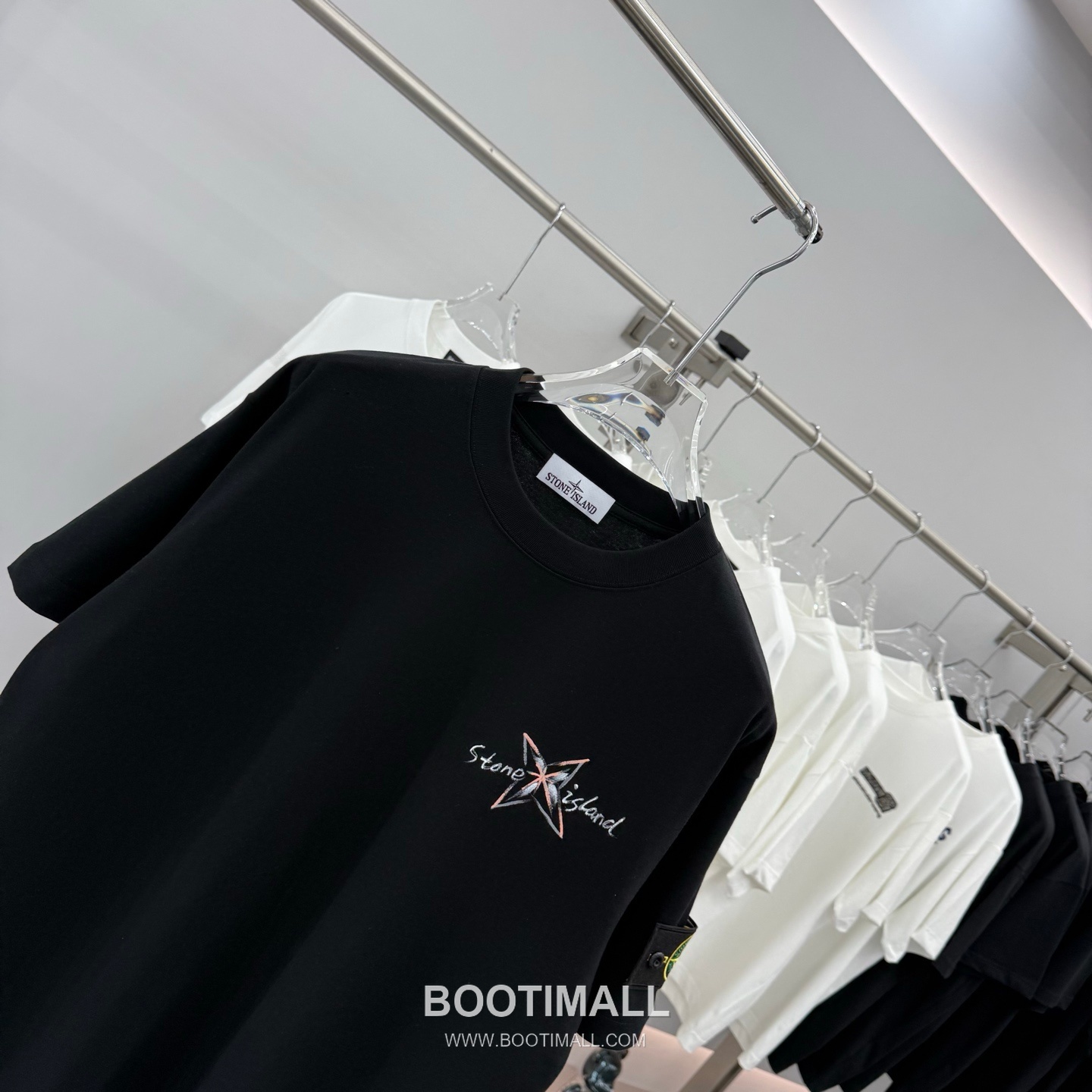 스톤아일랜드 2026SS 핸드드로잉 프린트 오버핏 반팔 블랙 티셔츠 Stone Island 2026 SS Hand Drawing Print Oversized Short Sleeve Black T-Shirt 3