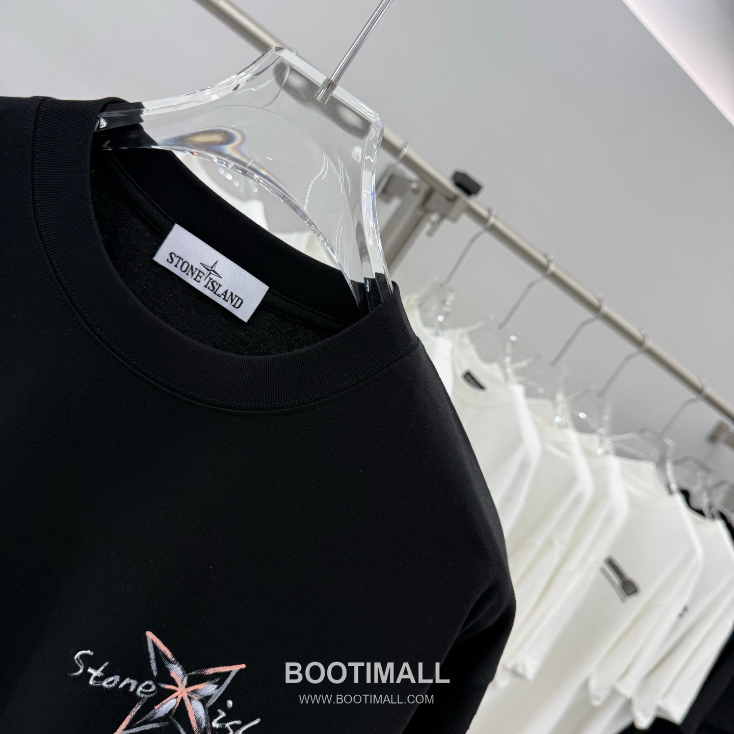 스톤아일랜드 2026SS 핸드드로잉 프린트 오버핏 반팔 블랙 티셔츠 Stone Island 2026 SS Hand Drawing Print Oversized Short Sleeve Black T-Shirt 4