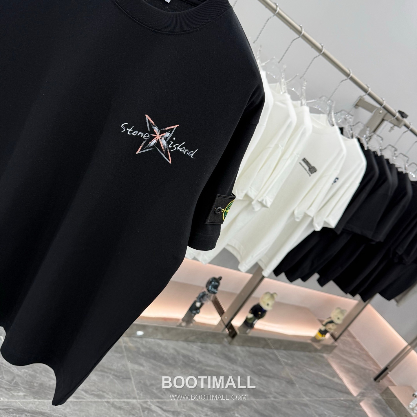 스톤아일랜드 2026SS 핸드드로잉 프린트 오버핏 반팔 블랙 티셔츠 Stone Island 2026 SS Hand Drawing Print Oversized Short Sleeve Black T-Shirt 5