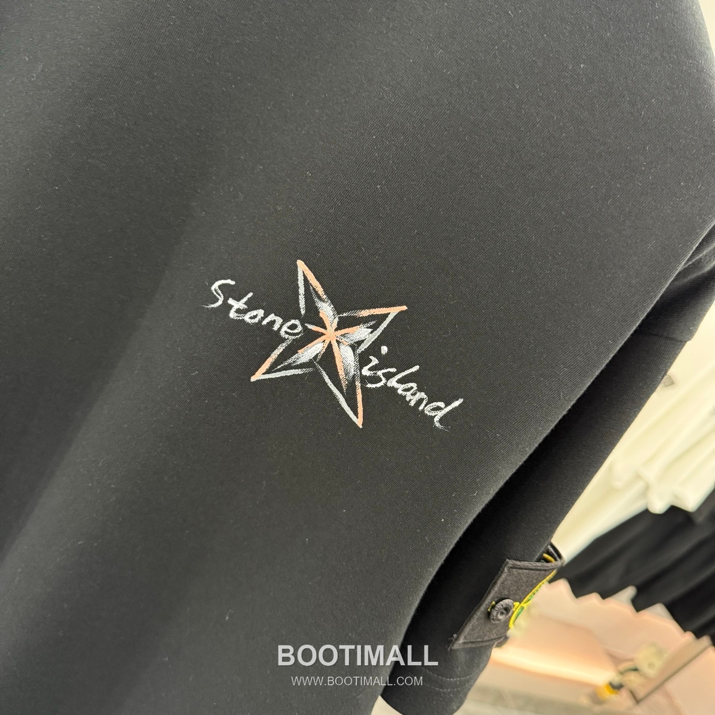 스톤아일랜드 2026SS 핸드드로잉 프린트 오버핏 반팔 블랙 티셔츠 Stone Island 2026 SS Hand Drawing Print Oversized Short Sleeve Black T-Shirt 6