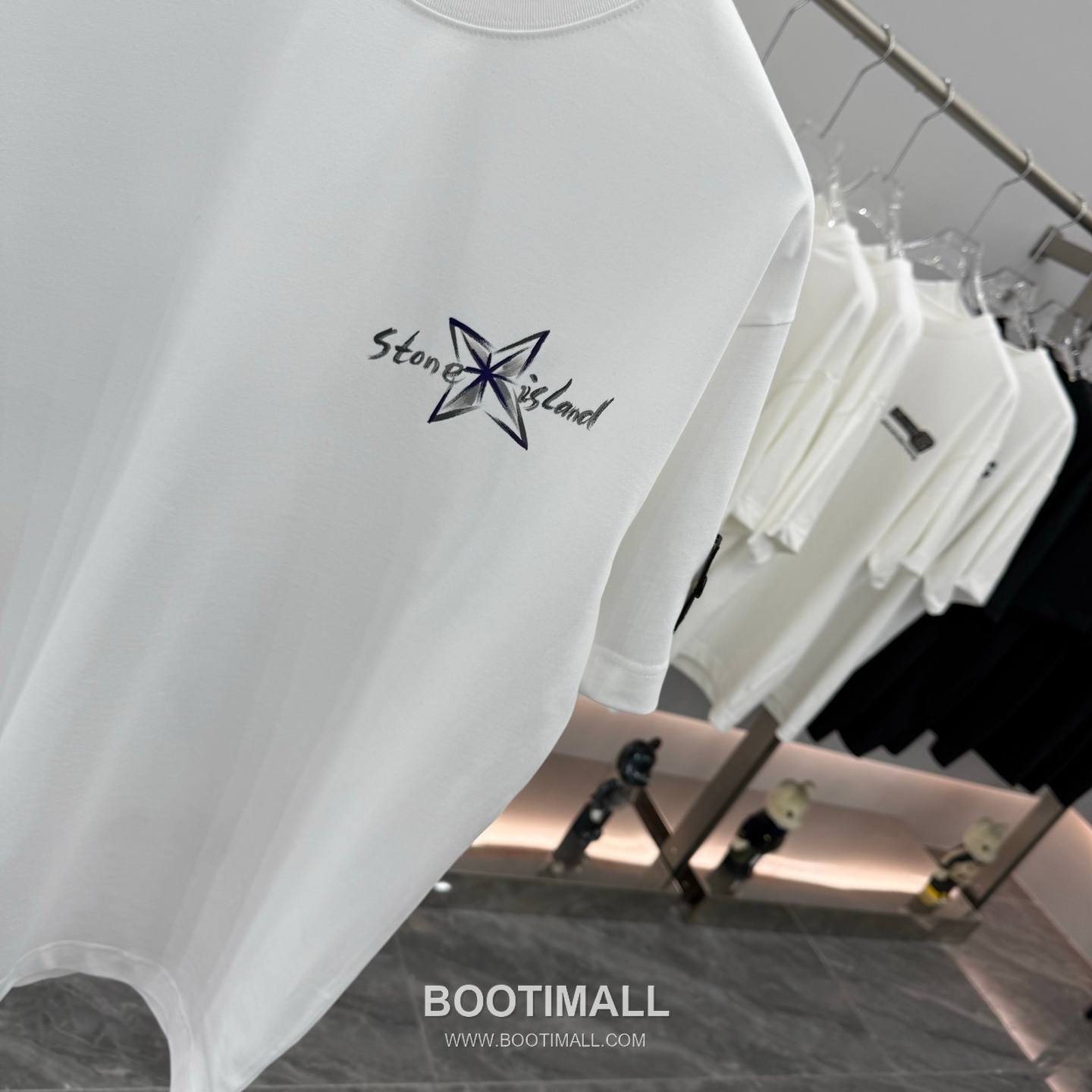 스톤아일랜드 2026SS 핸드드로잉 프린트 오버핏 반팔 화이트 티셔츠 Stone Island 2026 SS Hand Drawing Print Oversized Short Sleeve Black T-Shirt 5