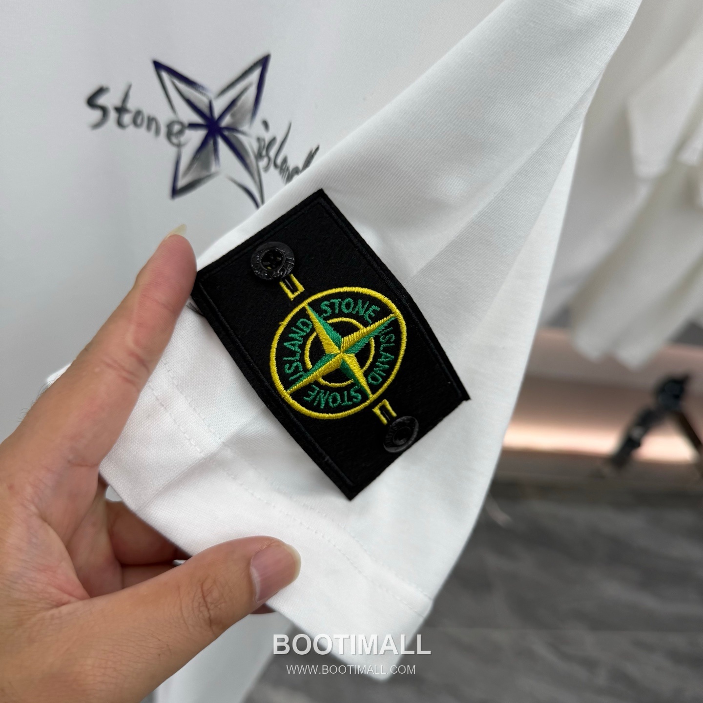 스톤아일랜드 2026SS 핸드드로잉 프린트 오버핏 반팔 화이트 티셔츠 Stone Island 2026 SS Hand Drawing Print Oversized Short Sleeve Black T-Shirt 7