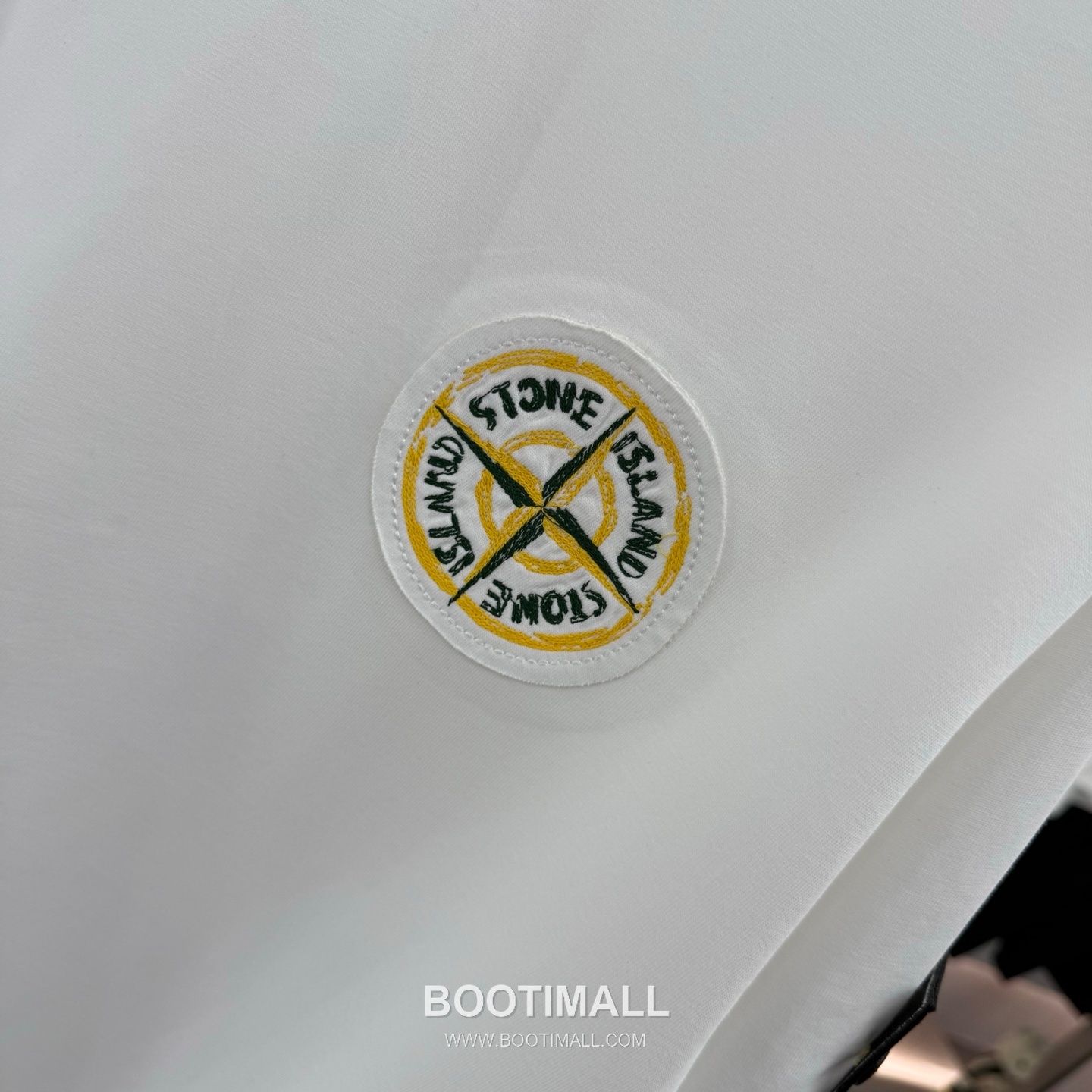 스톤아일랜드 2026SS 패치자수 라버프린트 오버핏 반팔 화이트 티셔츠 Stone Island 2026 SS Patch Embroidery Rubber Print Oversized Short Sleeve Black T-Shirt 6