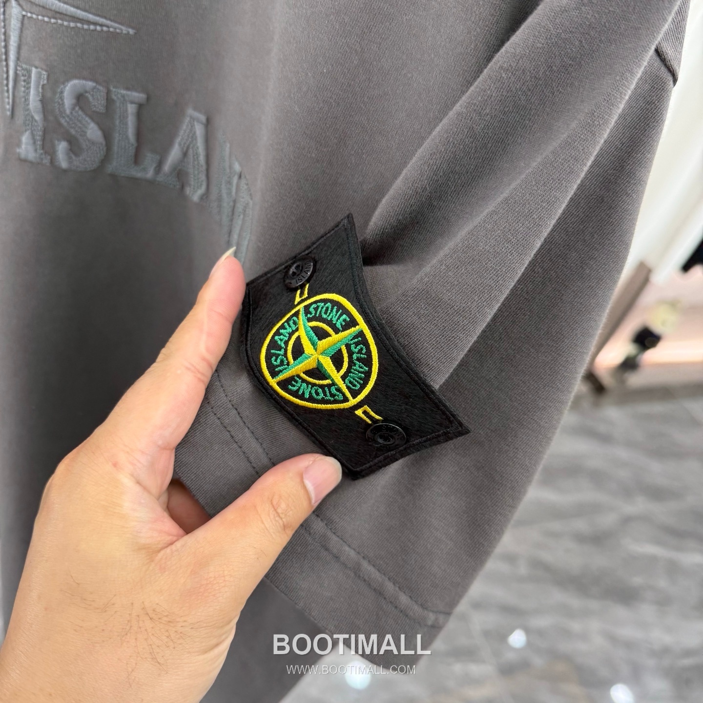 스톤아일랜드 2026SS 진공자수 오버핏 반팔 그레이 티셔츠 Stone Island 2026 SS Vacuum Embroidery Oversized Short Sleeve Black T-Shirt 7