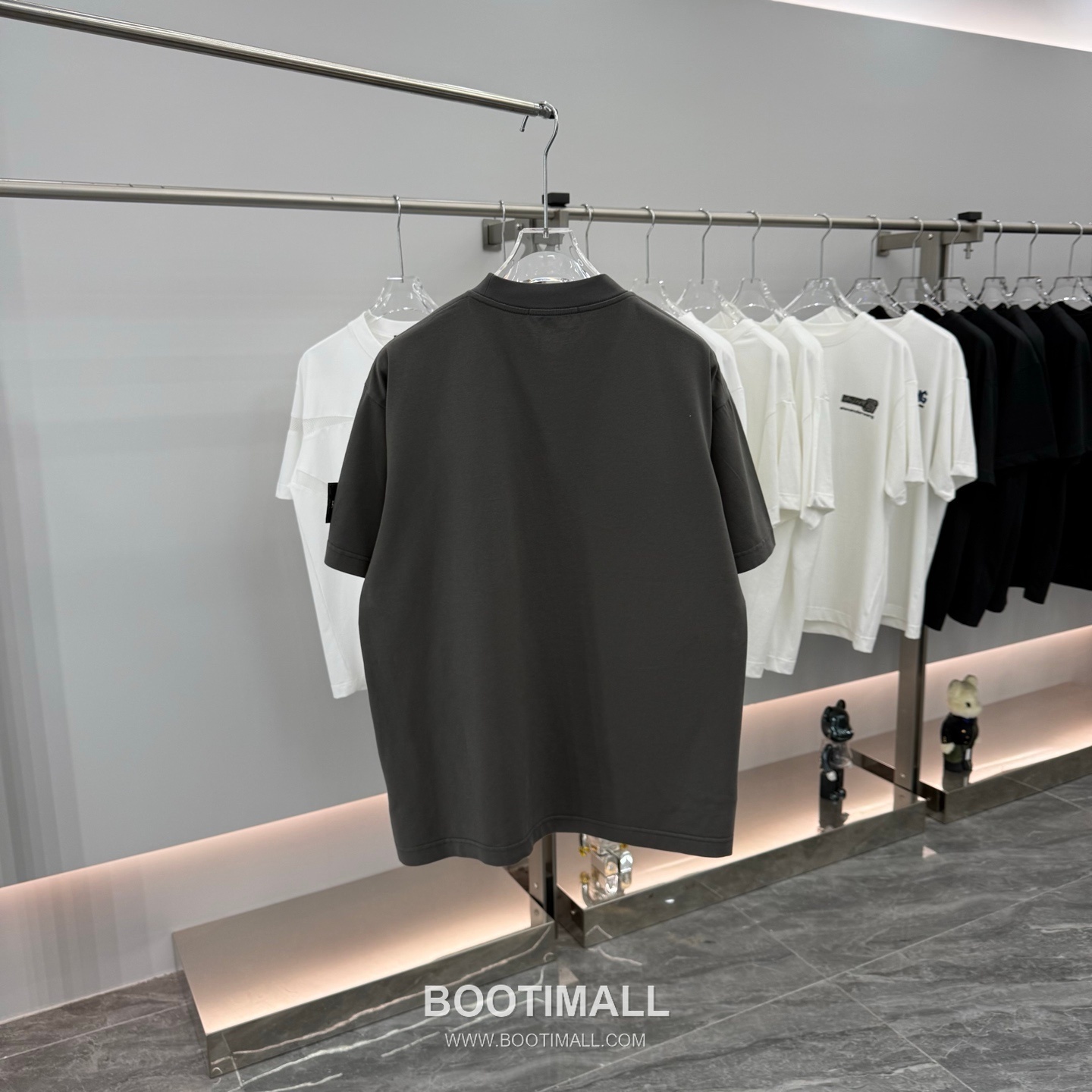 스톤아일랜드 2026SS 진공자수 오버핏 반팔 그레이 티셔츠 Stone Island 2026 SS Vacuum Embroidery Oversized Short Sleeve Black T-Shirt 8