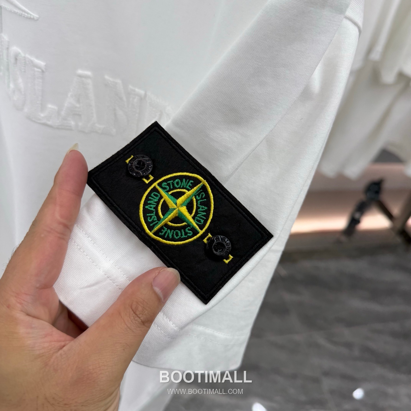 스톤아일랜드 2026SS 진공자수 오버핏 반팔 화이트 티셔츠 Stone Island 2026 SS Vacuum Embroidery Oversized Short Sleeve Black T-Shirt 7