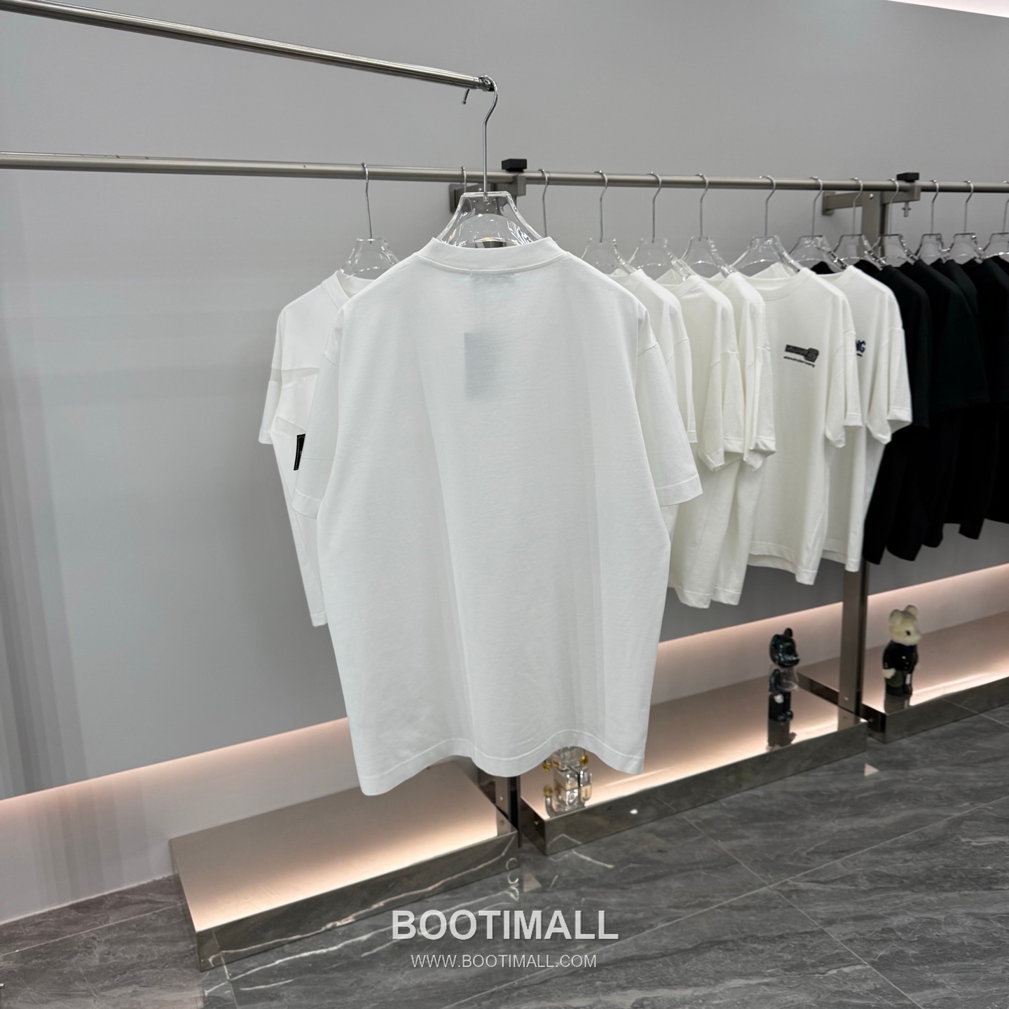 스톤아일랜드 2026SS 진공자수 오버핏 반팔 화이트 티셔츠 Stone Island 2026 SS Vacuum Embroidery Oversized Short Sleeve Black T-Shirt 8