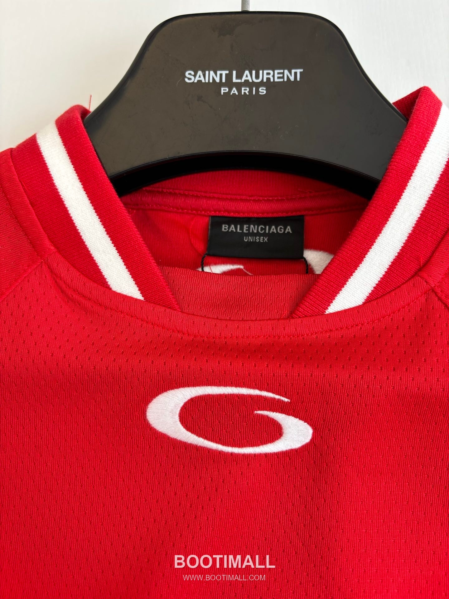 발렌시아가 2026SS NBA 로고자수 오버핏 반팔 레드 티셔츠 Balenciaga 2026 SS NBA Logo Embroidery Oversized Short Sleeve Black T-Shirt 5