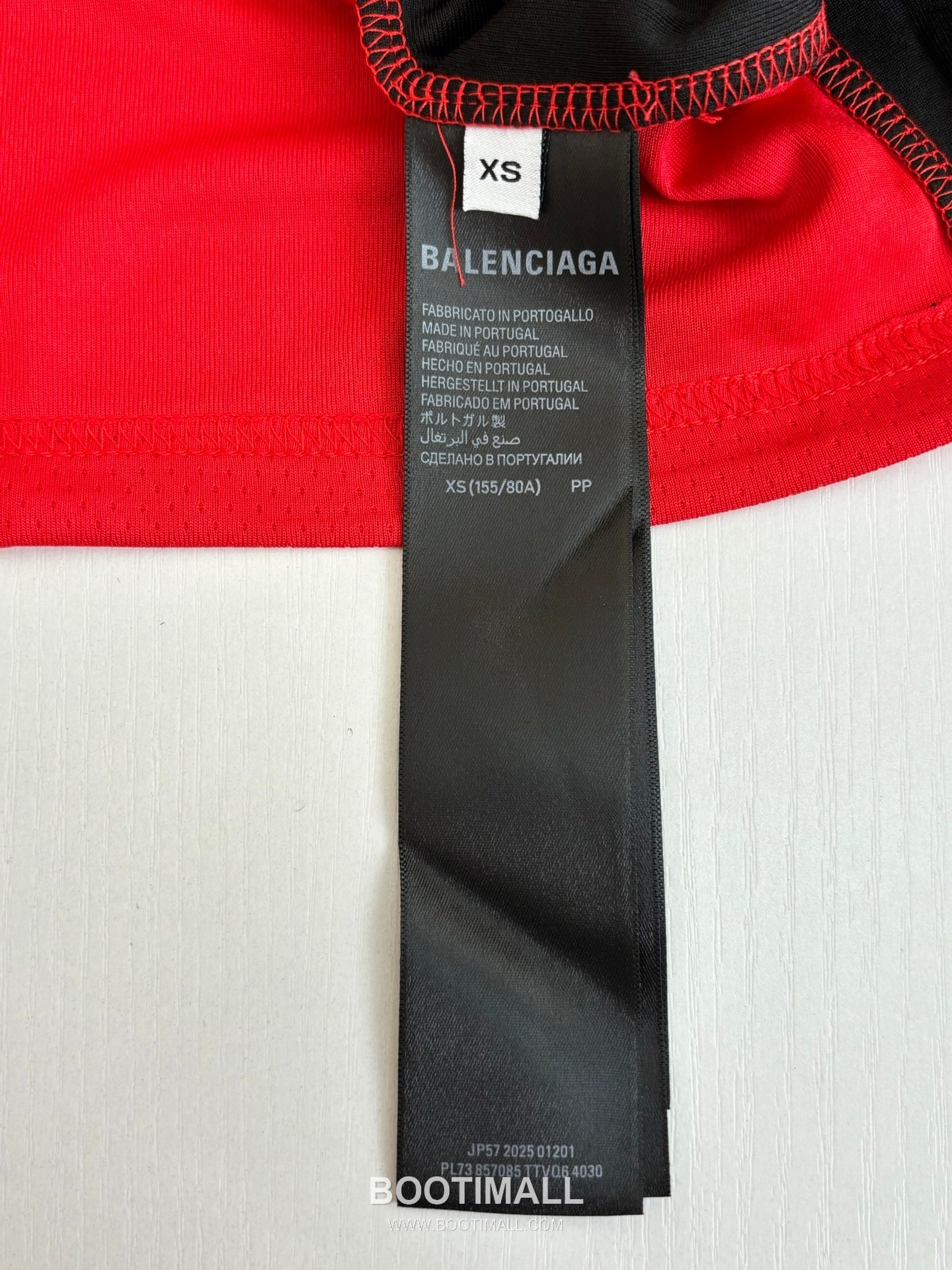 발렌시아가 2026SS NBA 로고자수 오버핏 반팔 레드 티셔츠 Balenciaga 2026 SS NBA Logo Embroidery Oversized Short Sleeve Black T-Shirt 12