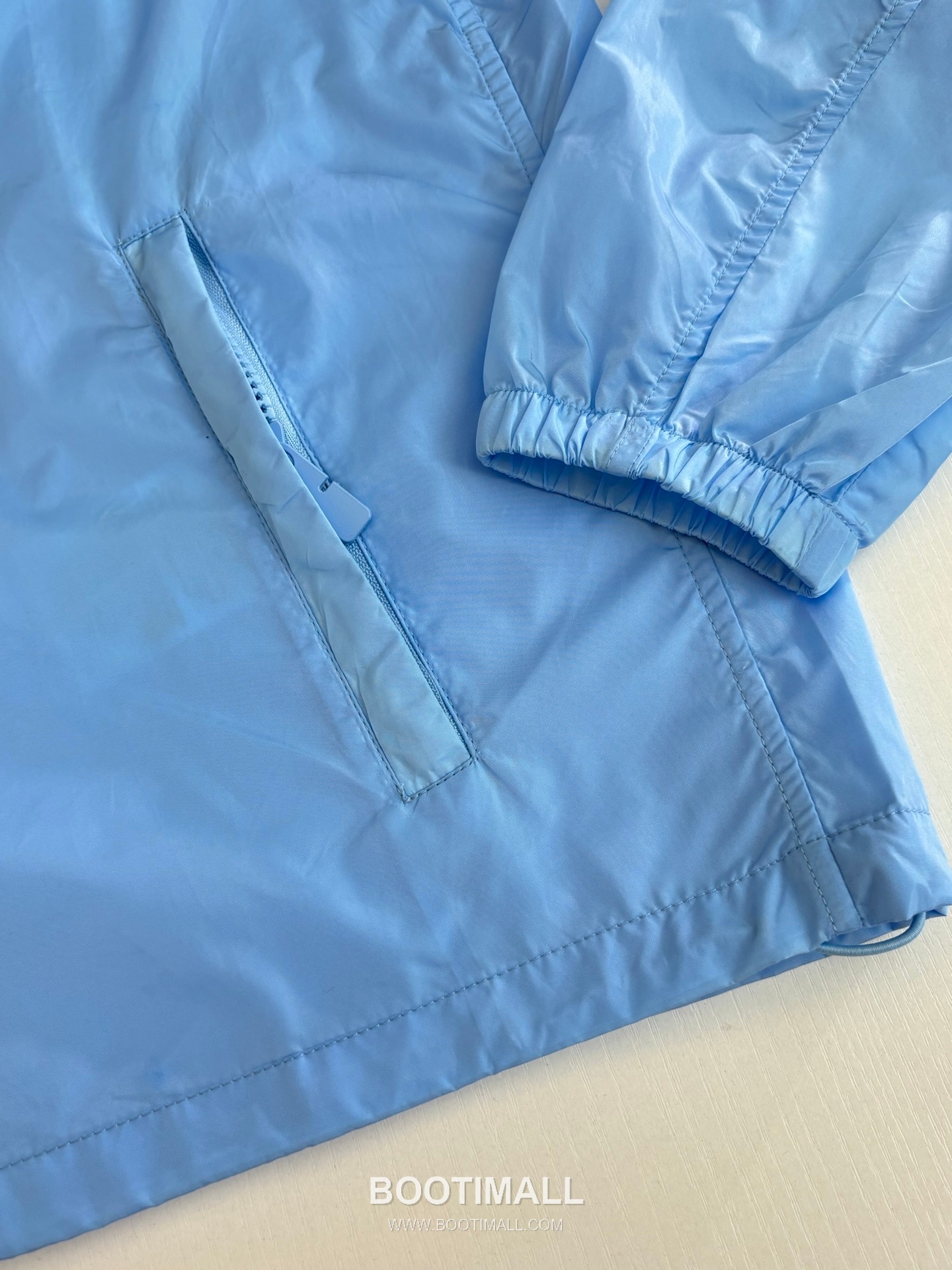 버버리 2026SS 빈티지체크 트림 경량 나일론 루즈핏 후드 블루 재킷 Burberry 2026 SS Vintage Check Trim Lightweight Nylon Loose Fit Hooded Black Jacket 10