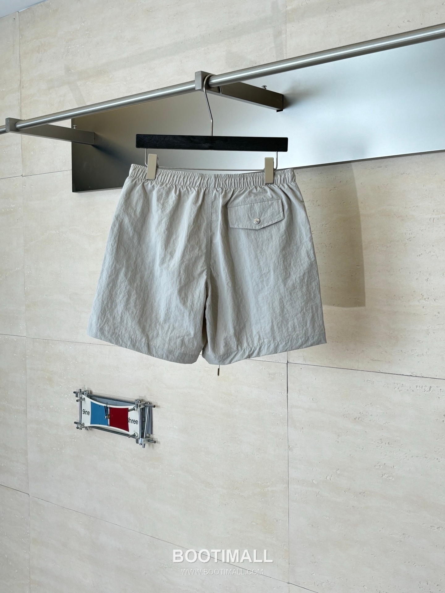 에르메스 2026SS H 미로 모노그램 워터리액티브 루즈핏 비치 쇼츠 카키 팬츠 Hermes 2026 SS H Maze Monogram Water Reactive Loose Fit Beach Shorts Orange Pants 2