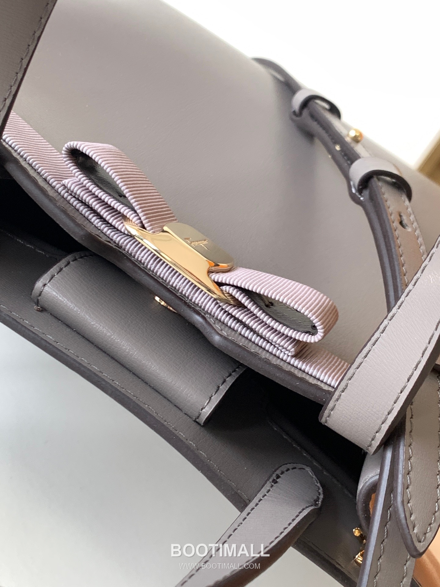 페라가모 카프스킨 바라 리본 토트백 Ferragamo Calfskin Vara Bow Tote Bag 21/1290 25cm 3