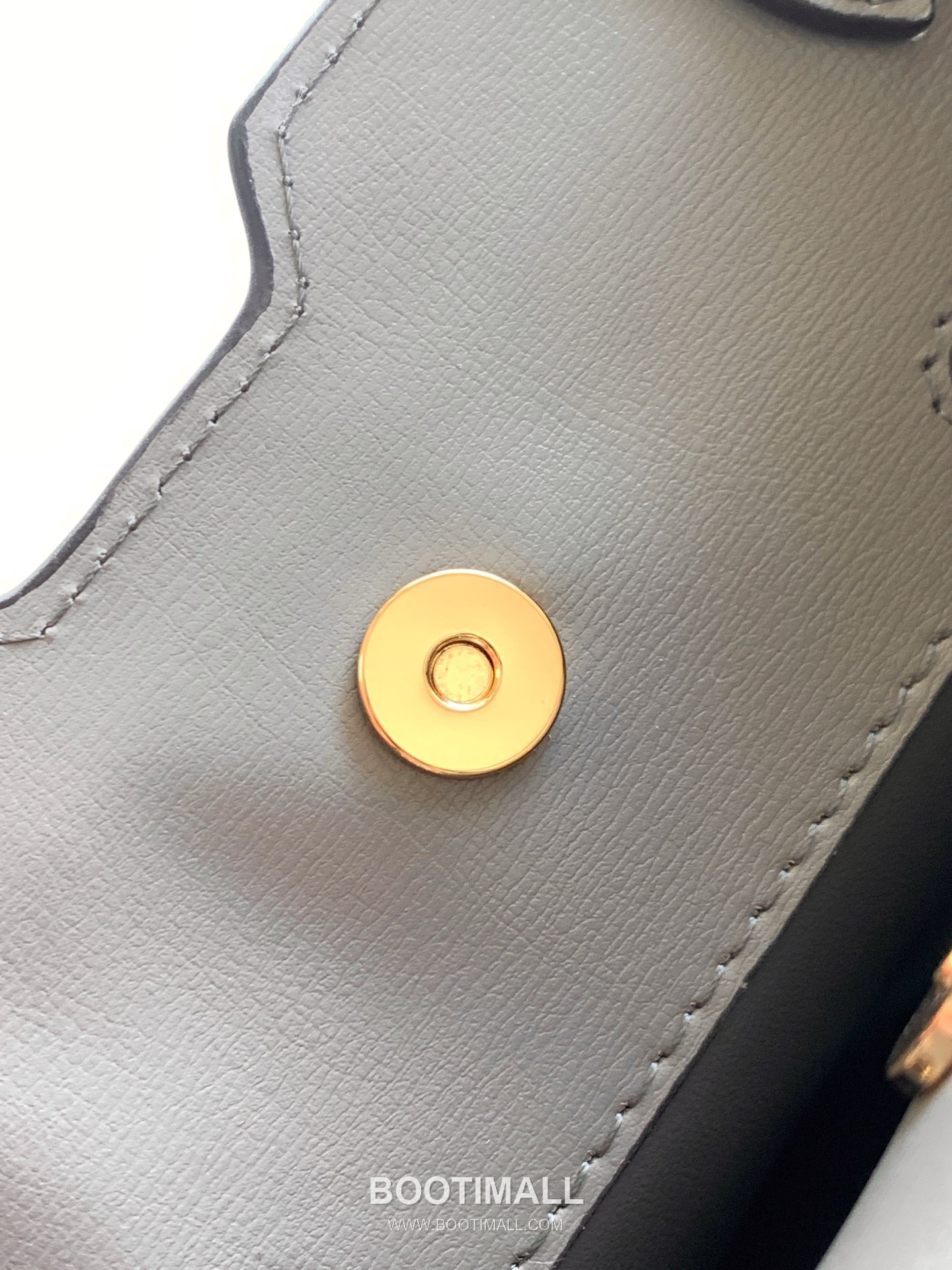 페라가모 카프스킨 바라 리본 토트백 Ferragamo Calfskin Vara Bow Tote Bag 21/1290 25cm 5