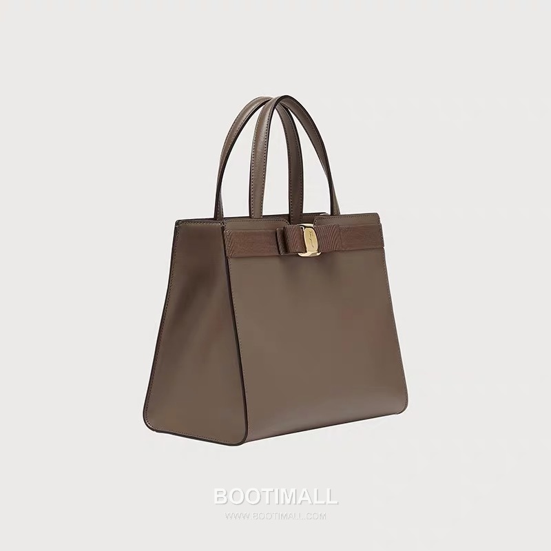 페라가모 카프스킨 바라 리본 토트백 Ferragamo Calfskin Vara Bow Tote Bag 21/1290 25cm 2