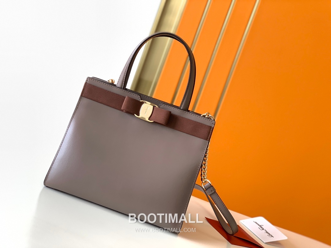 페라가모 카프스킨 바라 리본 토트백 Ferragamo Calfskin Vara Bow Tote Bag 21/1290 25cm 7