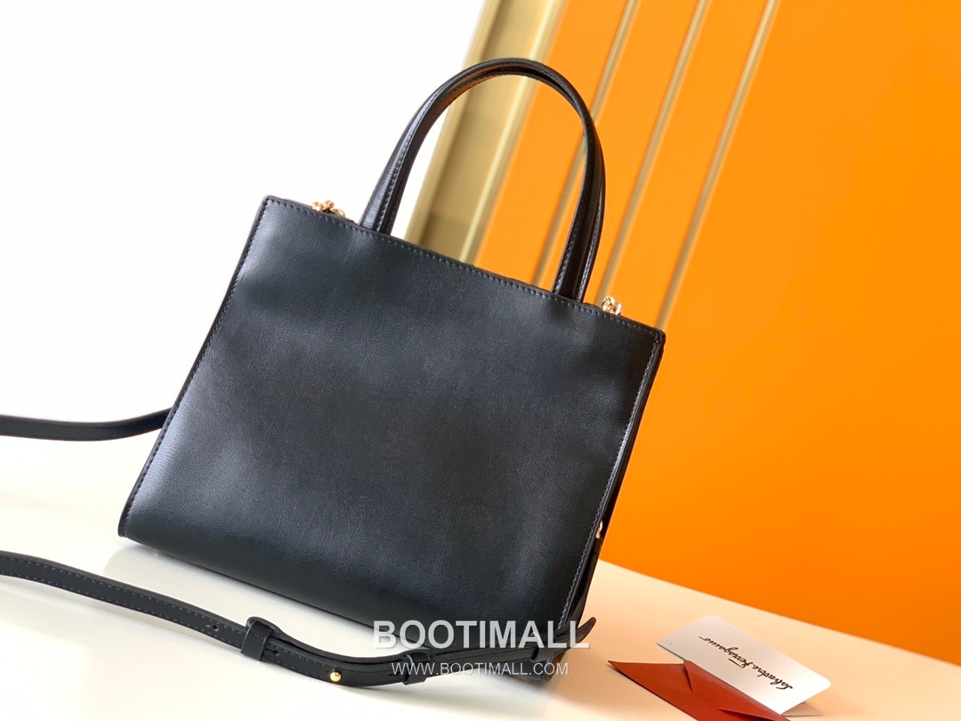 페라가모 카프스킨 바라 리본 토트백 Ferragamo Calfskin Vara Bow Tote Bag 21/1290 25cm 14